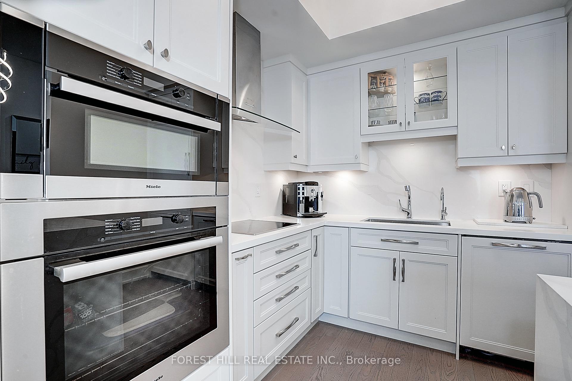 Photo 11 of Unit Uph06, 3018 Yonge Street, Toronto, Lawrence Park South — HOMEH