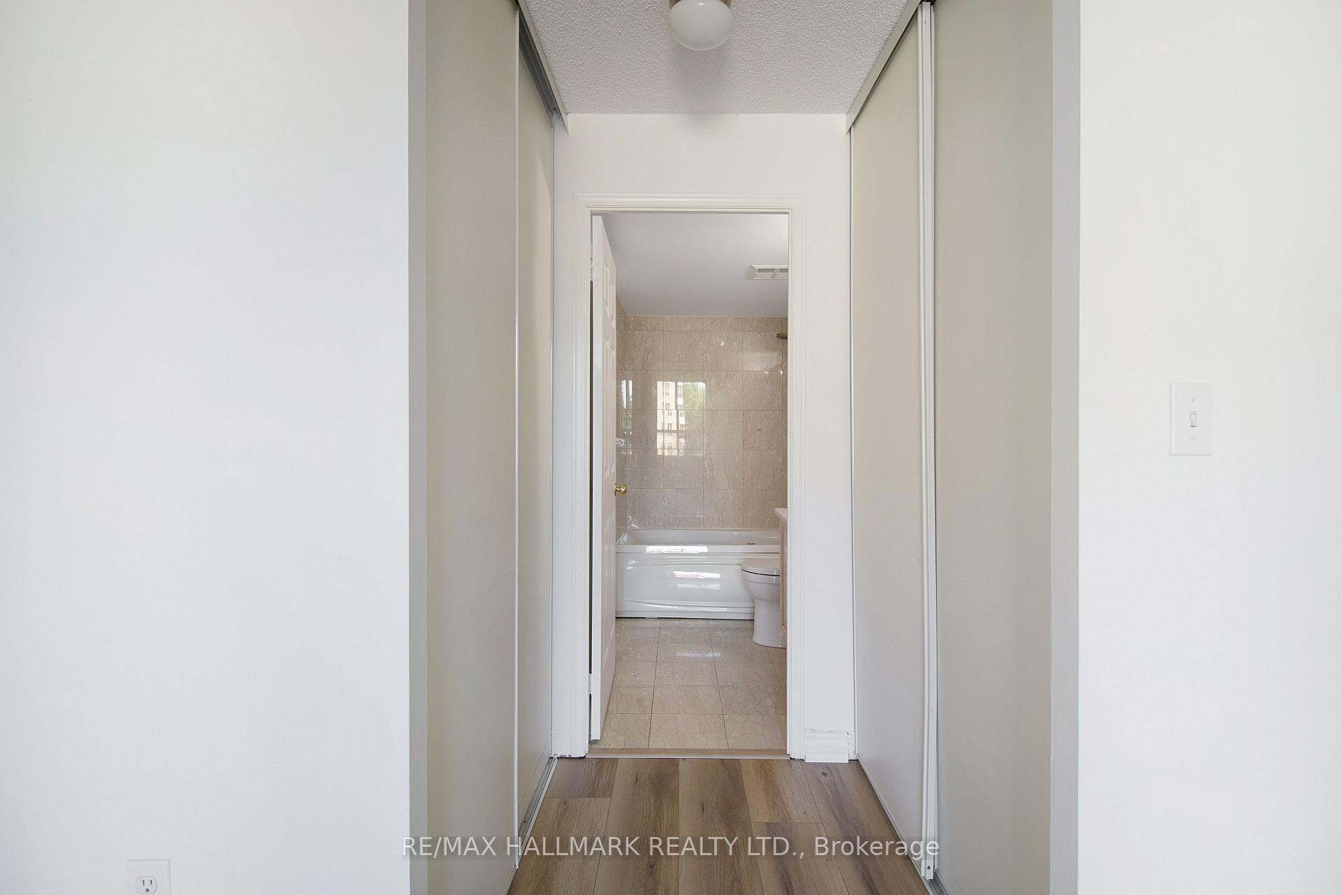 Photo 5 of Unit 203, 2100 John Street, Markham, German Mills — HOMEH