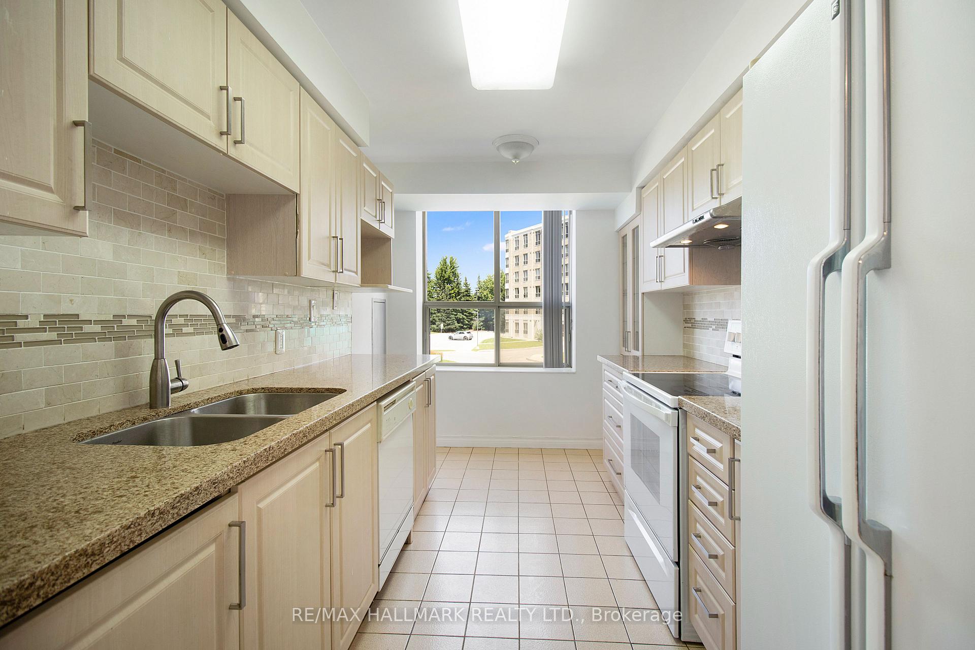 Photo 9 of Unit 203, 2100 John Street, Markham, German Mills — HOMEH