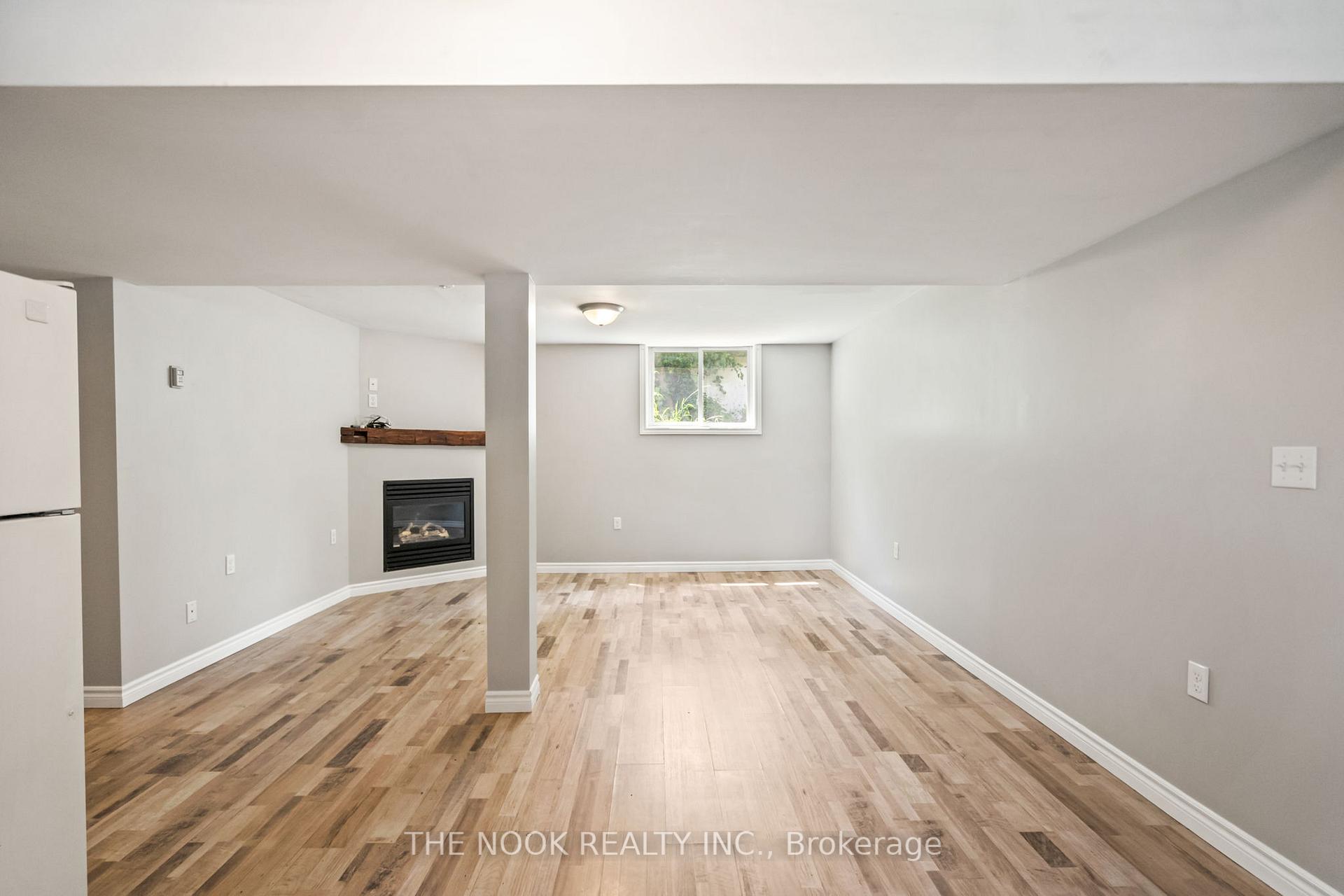 Photo 9 of 30 Lamb's Lane, Clarington, Bowmanville — HOMEH