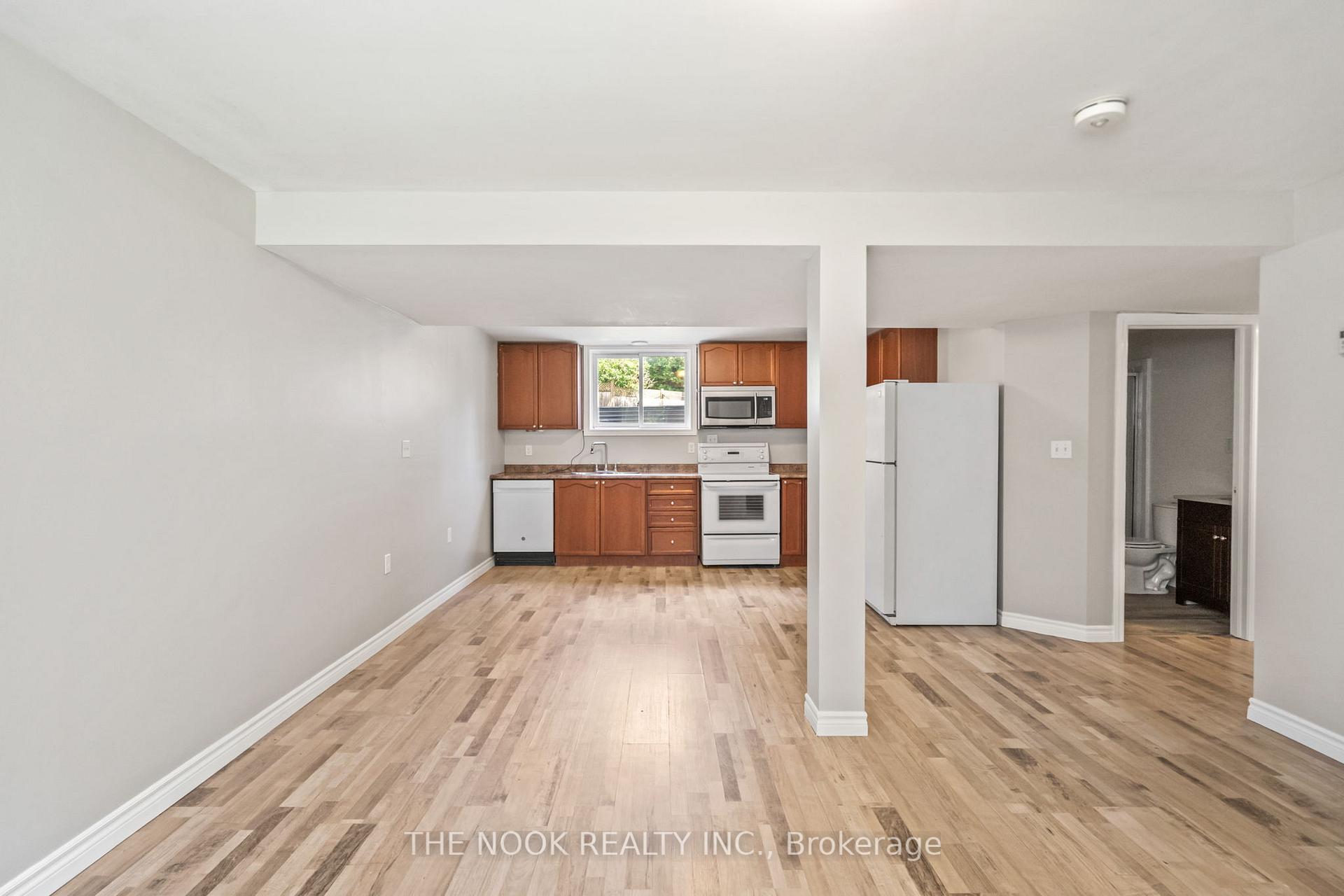 Photo 14 of 30 Lamb's Lane, Clarington, Bowmanville — HOMEH