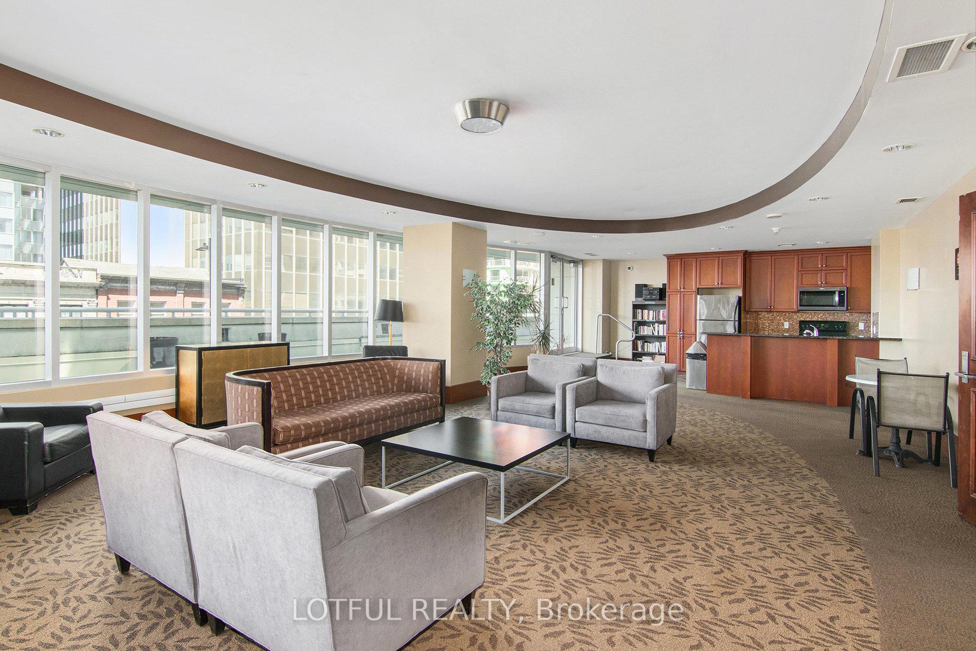 Photo 5 of Unit 1703, 234 Rideau Street, Ottawa, Sandy Hill — HOMEH