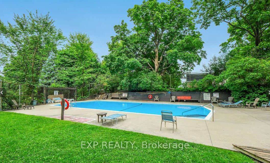 Photo 19 of Unit 220, 20 Chesterton Drive, Ottawa, Borden Farm/Stewart Farm/Carleton Heights/Parkwood Hills — HOMEH
