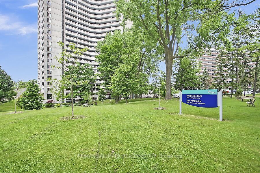 Photo 5 of Unit 410, 1081 Ambleside Drive, Ottawa, Woodroffe — HOMEH