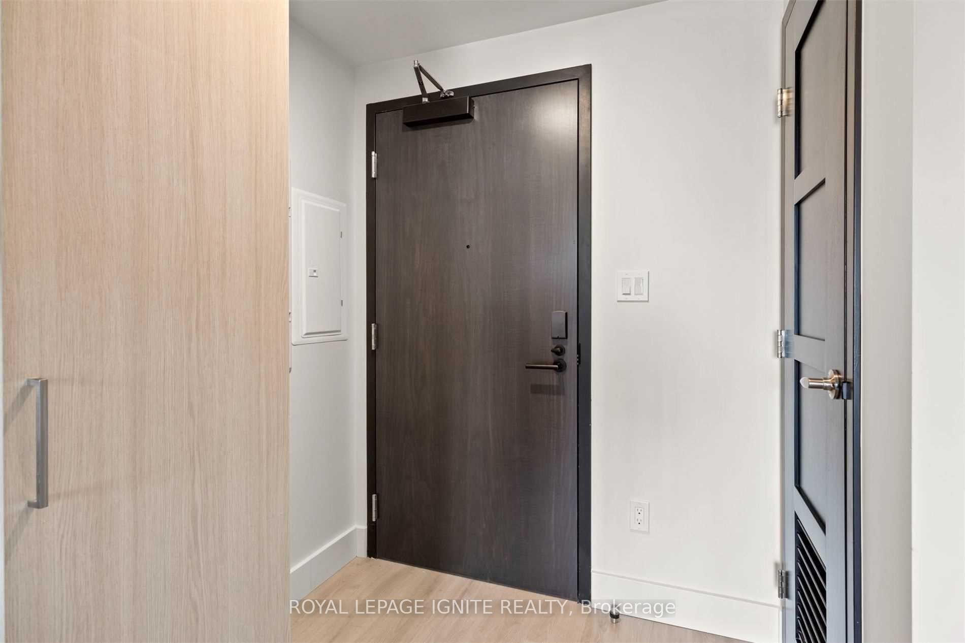 Photo 6 of Unit 1830, 145 Columbia Street W, Waterloo — HOMEH