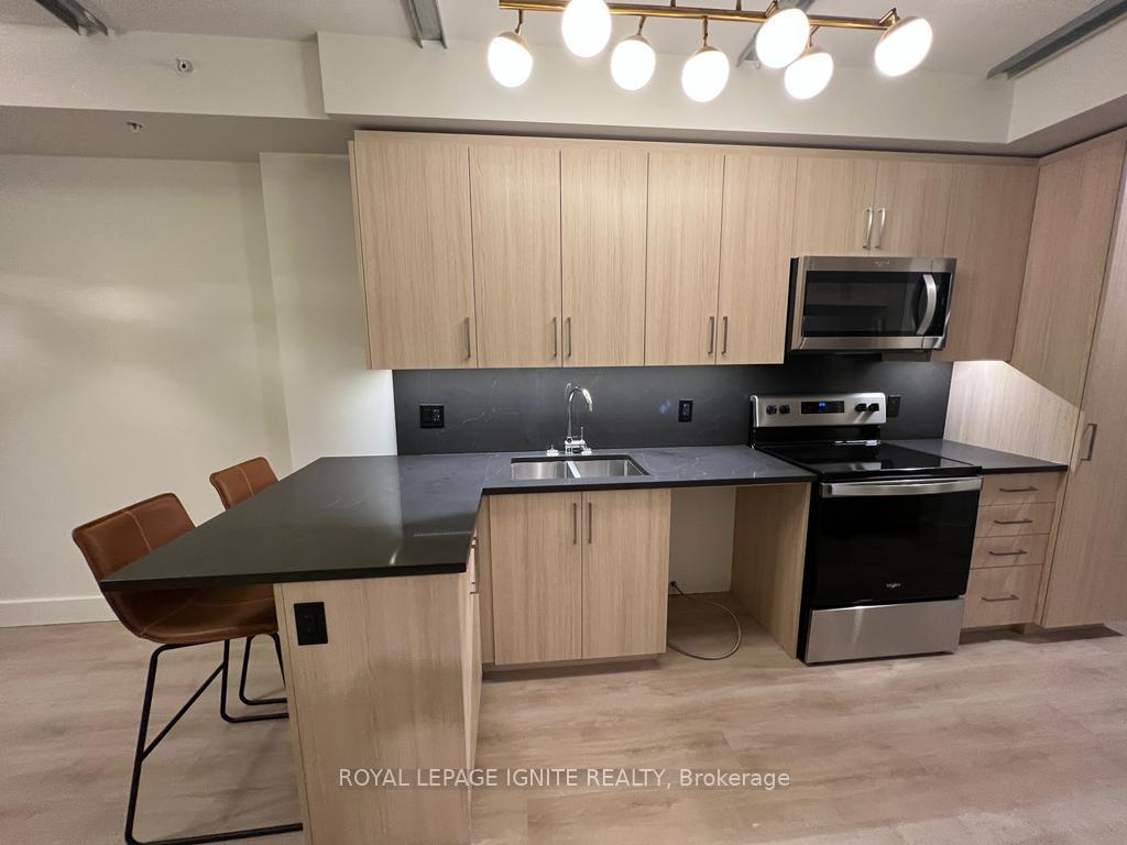 Photo 7 of Unit 1830, 145 Columbia Street W, Waterloo — HOMEH