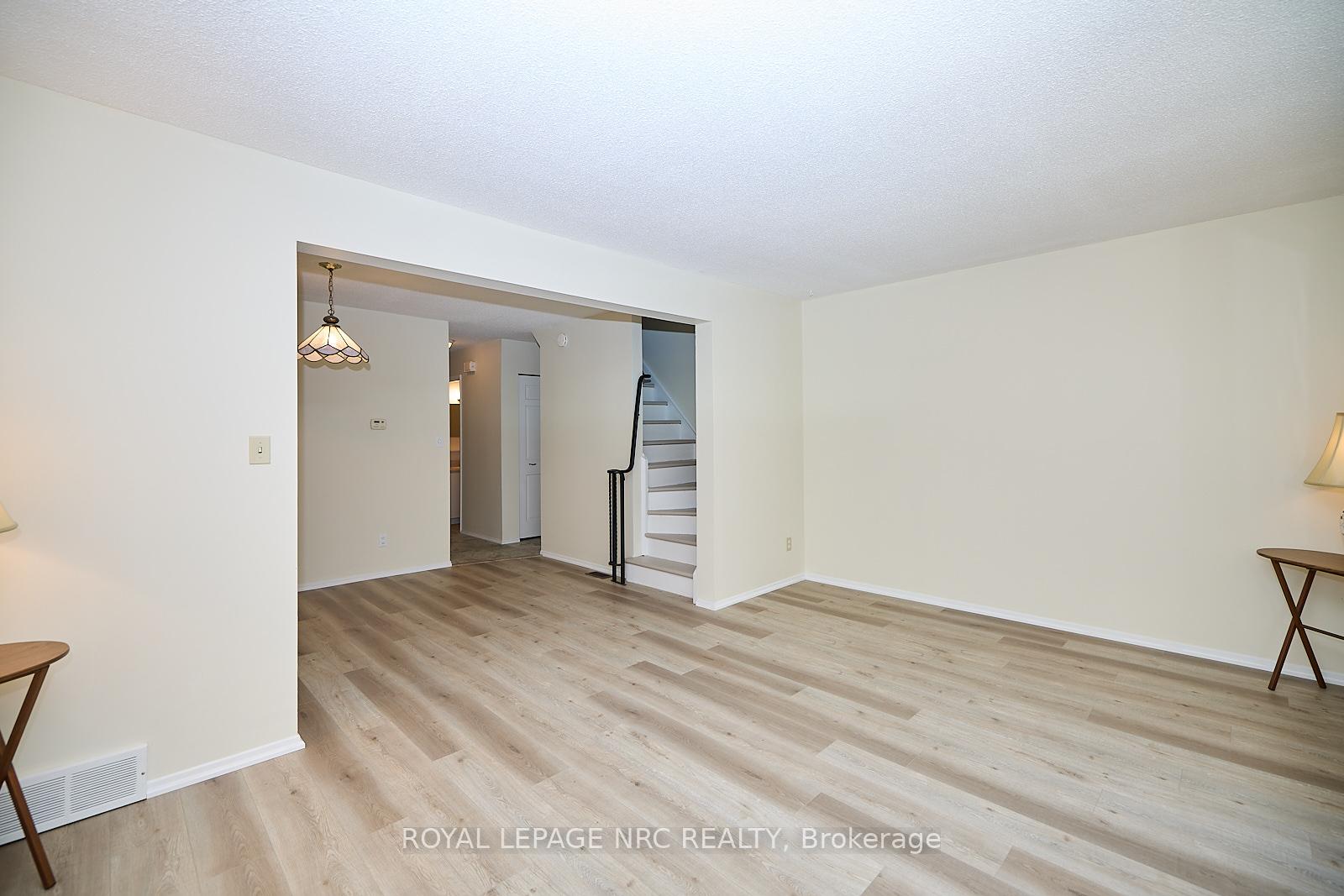 Photo 9 of Unit 23, 75 Ventura Drive, St. Catharines, Haig — HOMEH