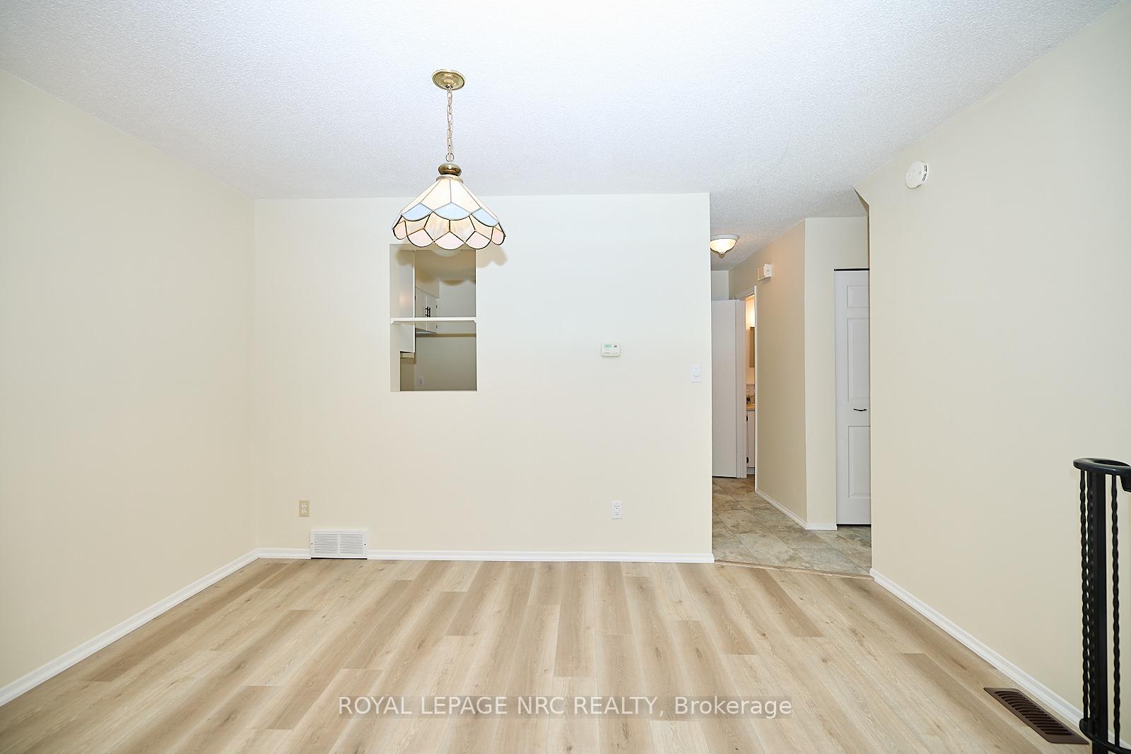 Photo 10 of Unit 23, 75 Ventura Drive, St. Catharines, Haig — HOMEH