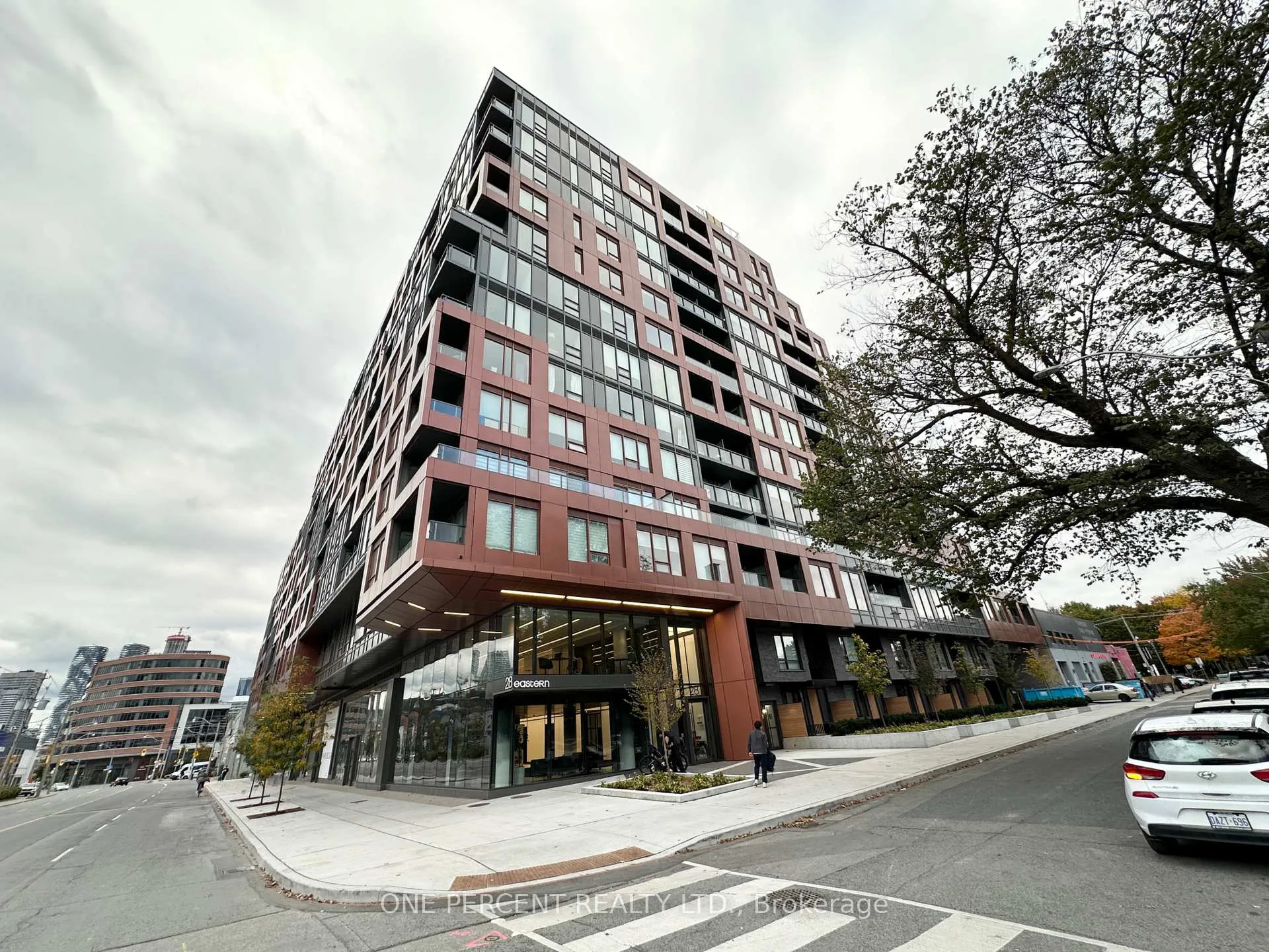 Front of Unit 414, 28 Eastern Avenue