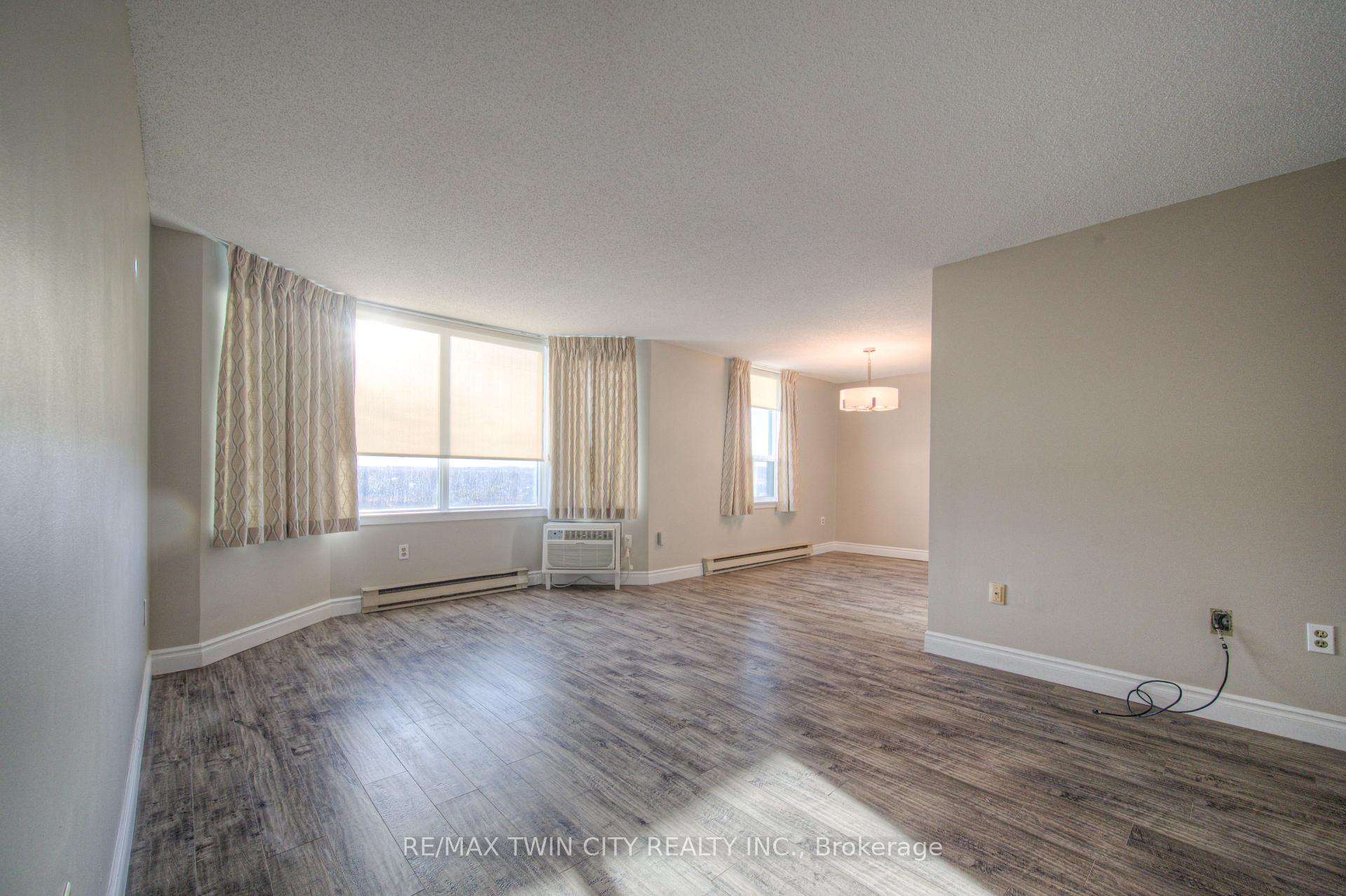 Photo 2 of Unit 1105, 35 Green Valley Drive, Waterloo — HOMEH