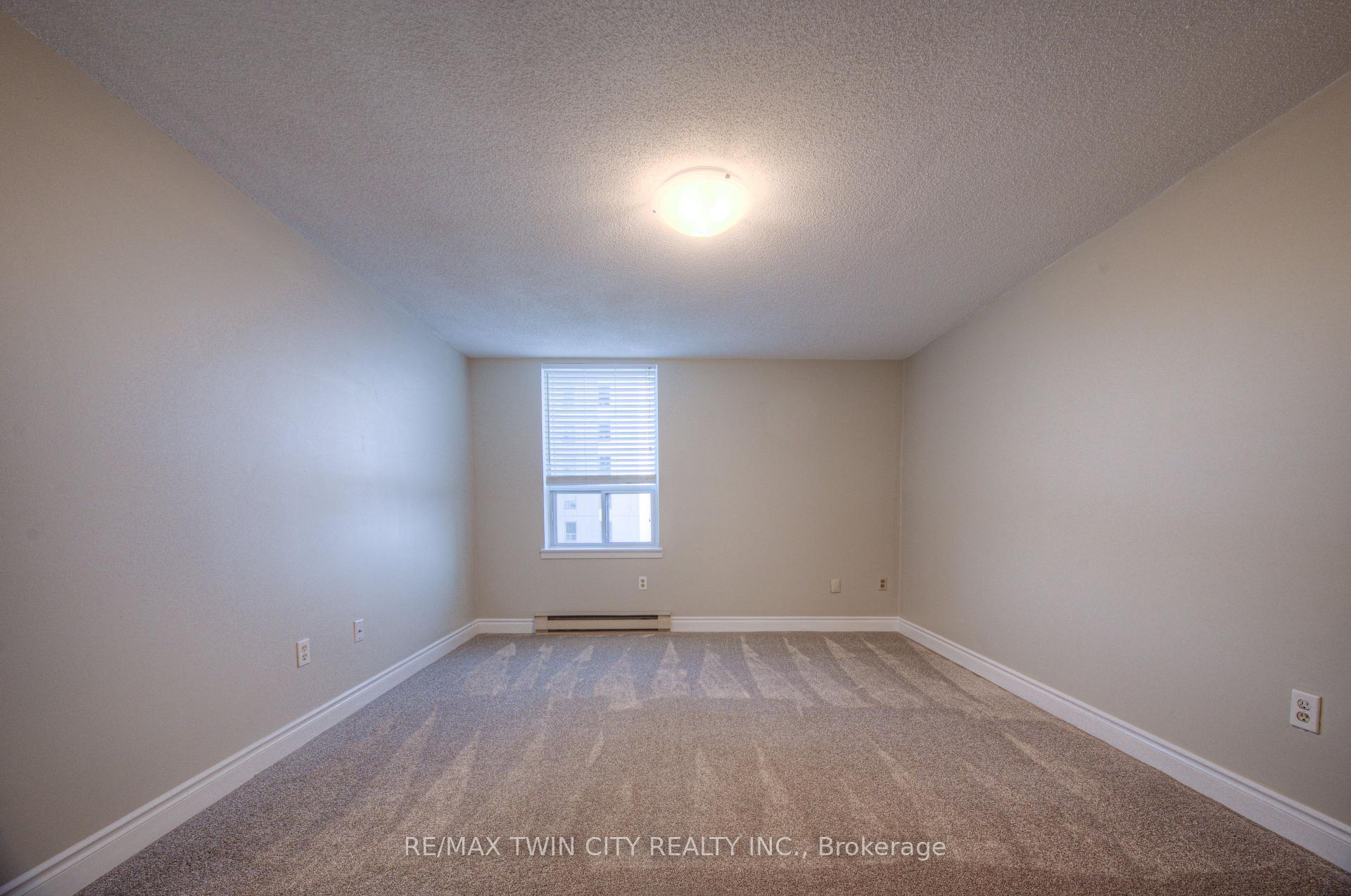 Photo 23 of Unit 1105, 35 Green Valley Drive, Waterloo — HOMEH