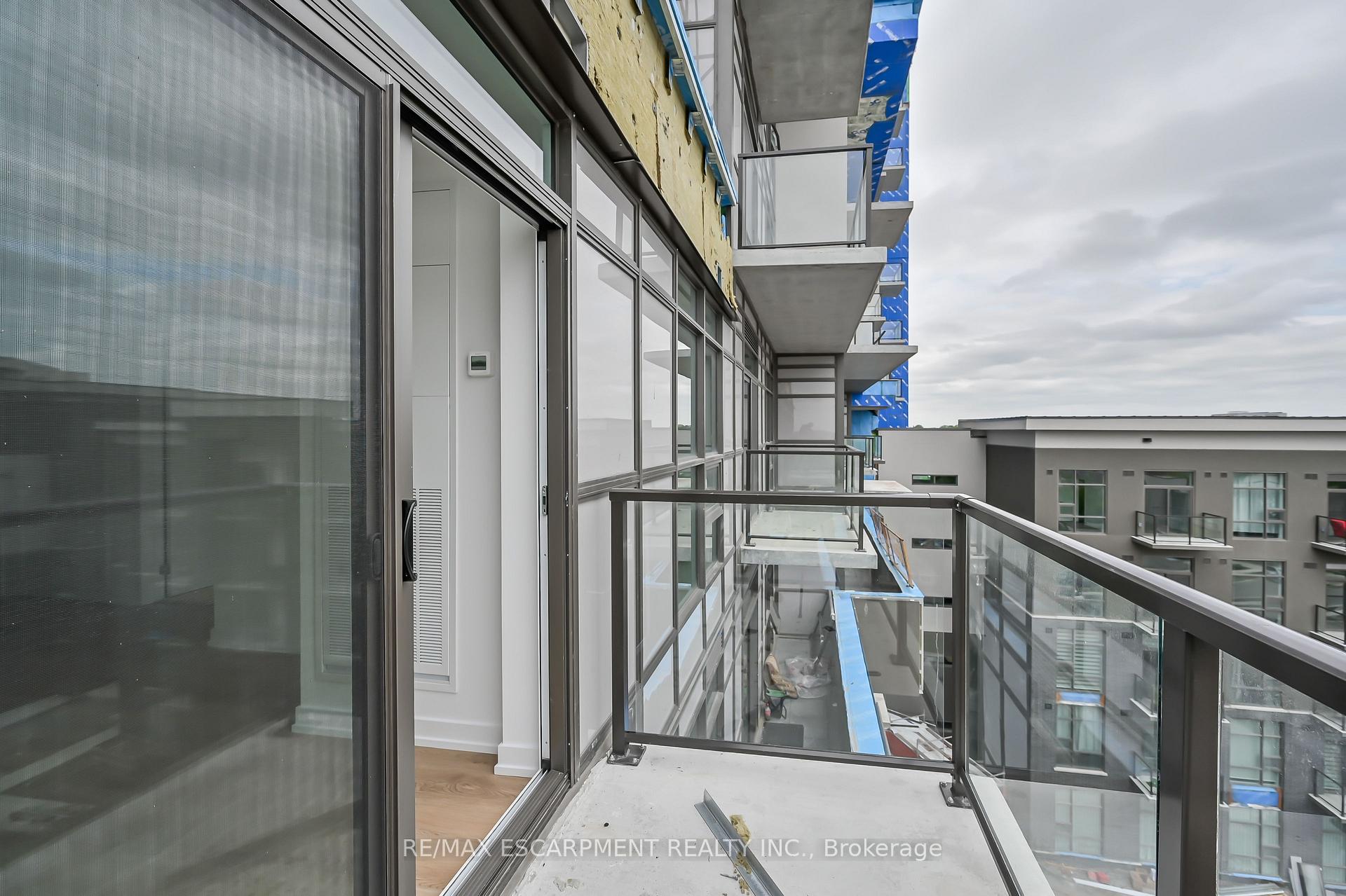 Photo 2 of Unit 611, 470 Dundas Street E, Hamilton, Waterdown — HOMEH