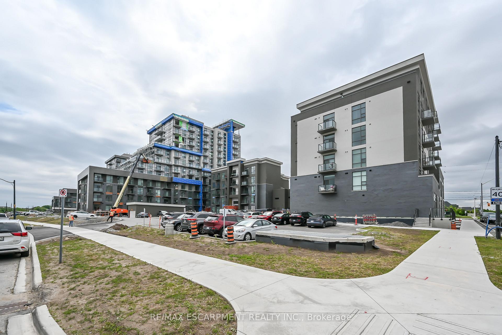 Photo 14 of Unit 611, 470 Dundas Street E, Hamilton, Waterdown — HOMEH