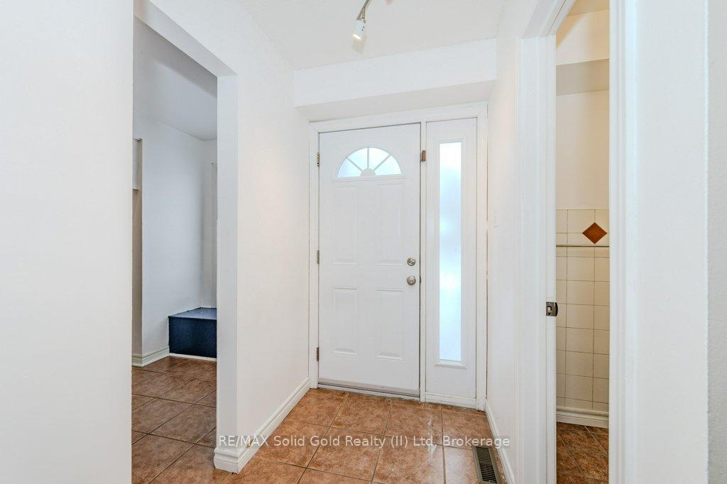 Photo 5 of Unit 58, 32 Mowat Boulevard, Kitchener — HOMEH