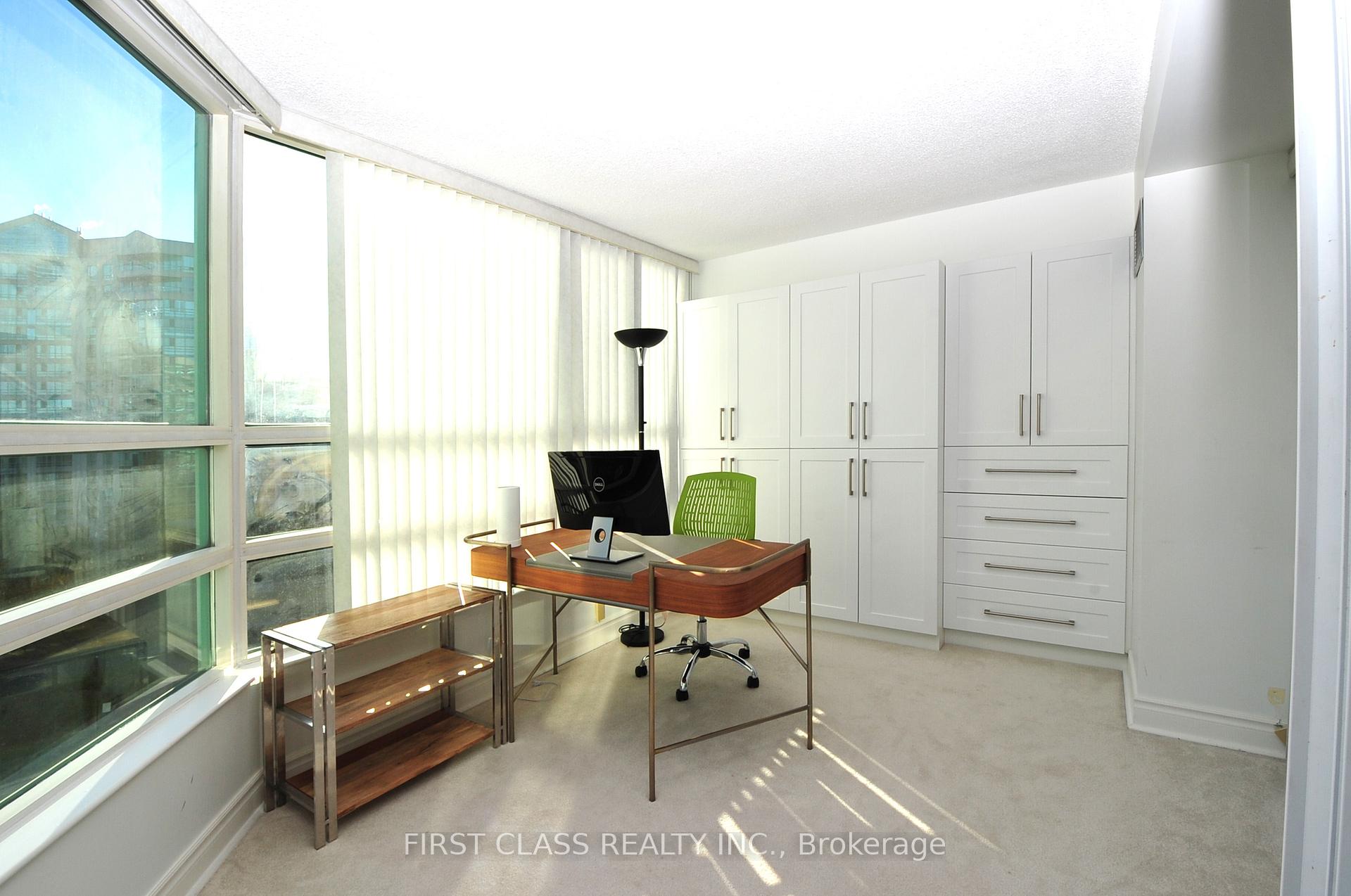 Photo 4 of Unit 506, 7905 Bayview Avenue, Markham, Aileen-Willowbrook — HOMEH