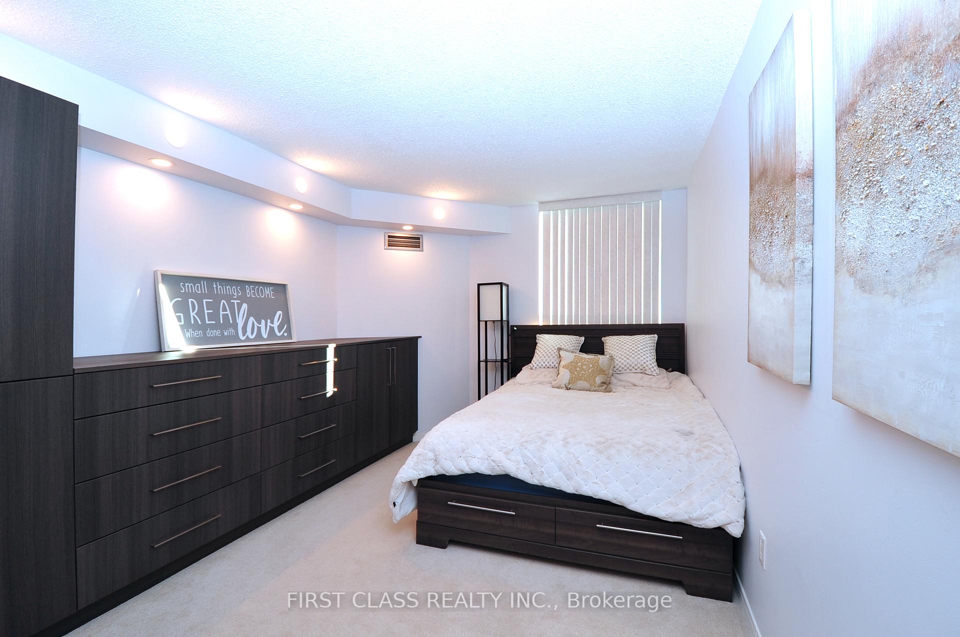 Photo 10 of Unit 506, 7905 Bayview Avenue, Markham, Aileen-Willowbrook — HOMEH