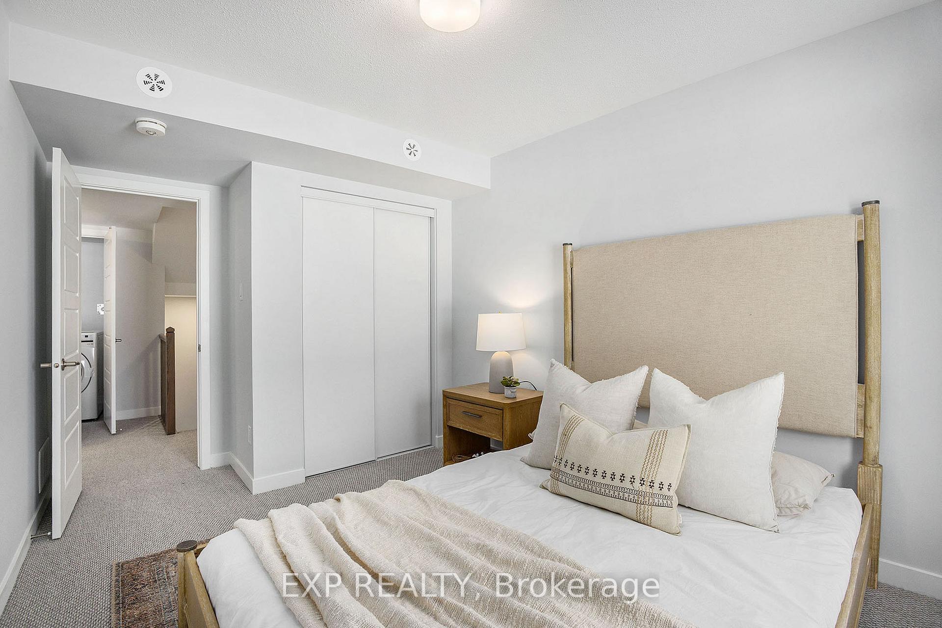 Photo 22 of 426 Mishi Private, Ottawa, CFB Rockcliffe and Area — HOMEH