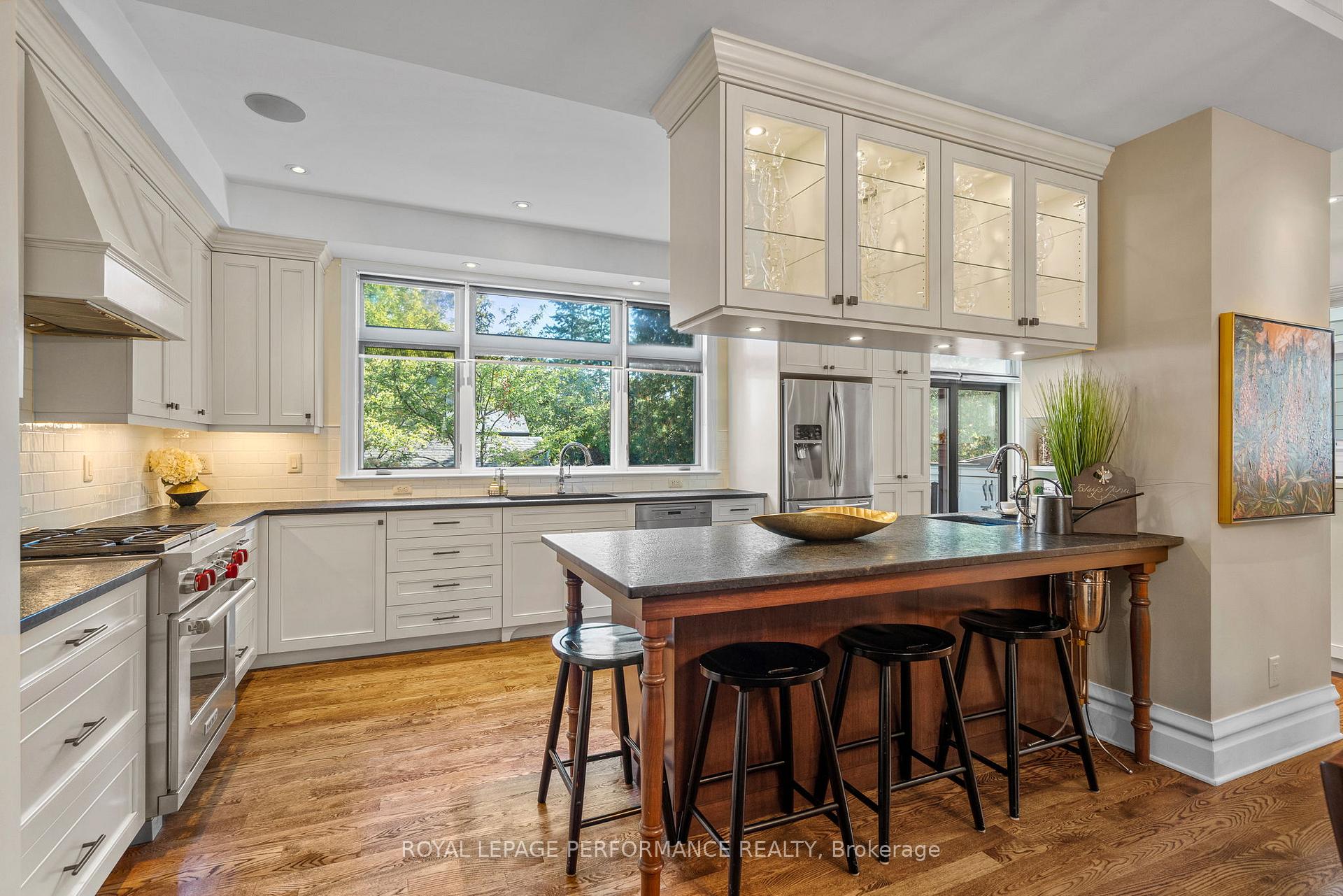 Photo 12 of 11 Marlowe Crescent, Ottawa, Ottawa East — HOMEH