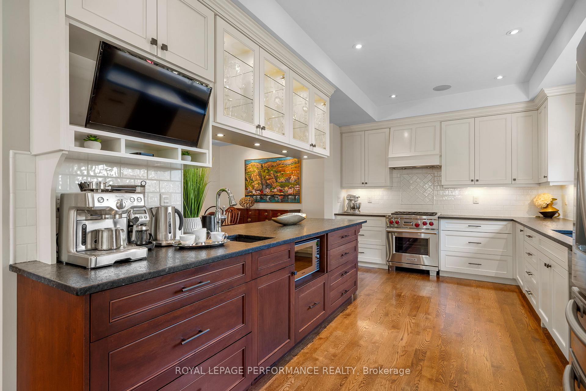 Photo 15 of 11 Marlowe Crescent, Ottawa, Ottawa East — HOMEH