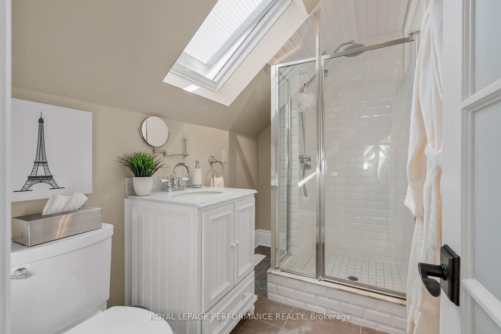 Photo 23 of 11 Marlowe Crescent, Ottawa, Ottawa East — HOMEH