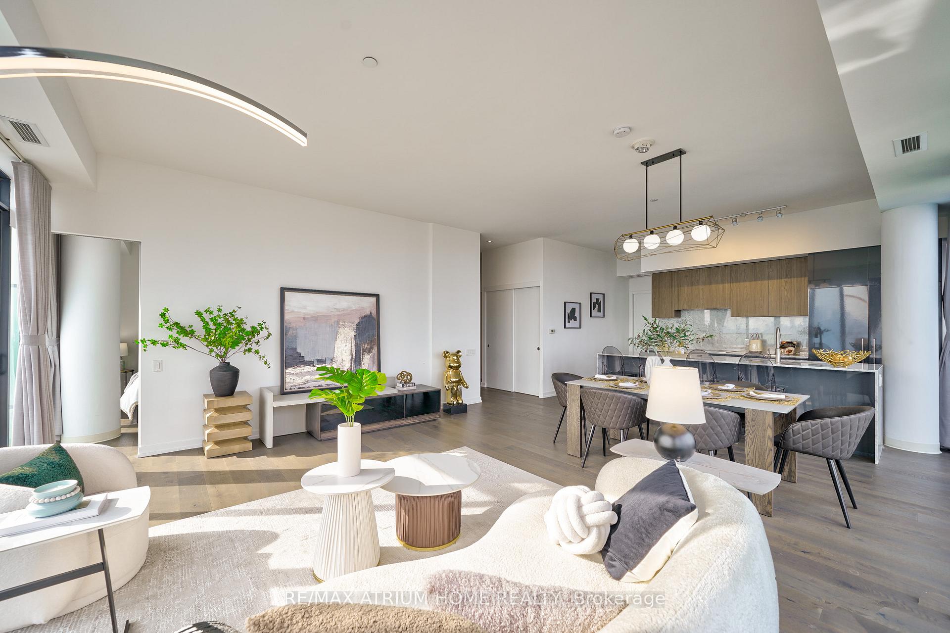 Photo 11 of Unit Ph05, 161 Roehampton Avenue, Toronto, Mount Pleasant West — HOMEH
