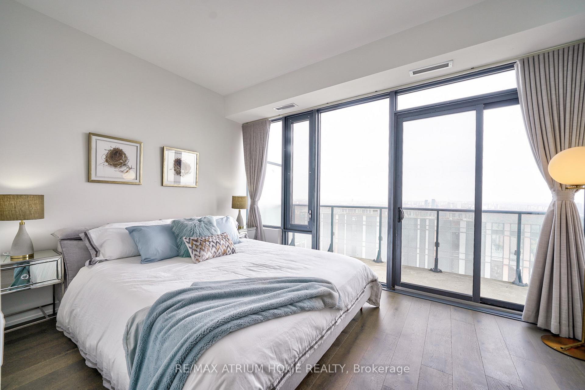 Photo 15 of Unit Ph05, 161 Roehampton Avenue, Toronto, Mount Pleasant West — HOMEH