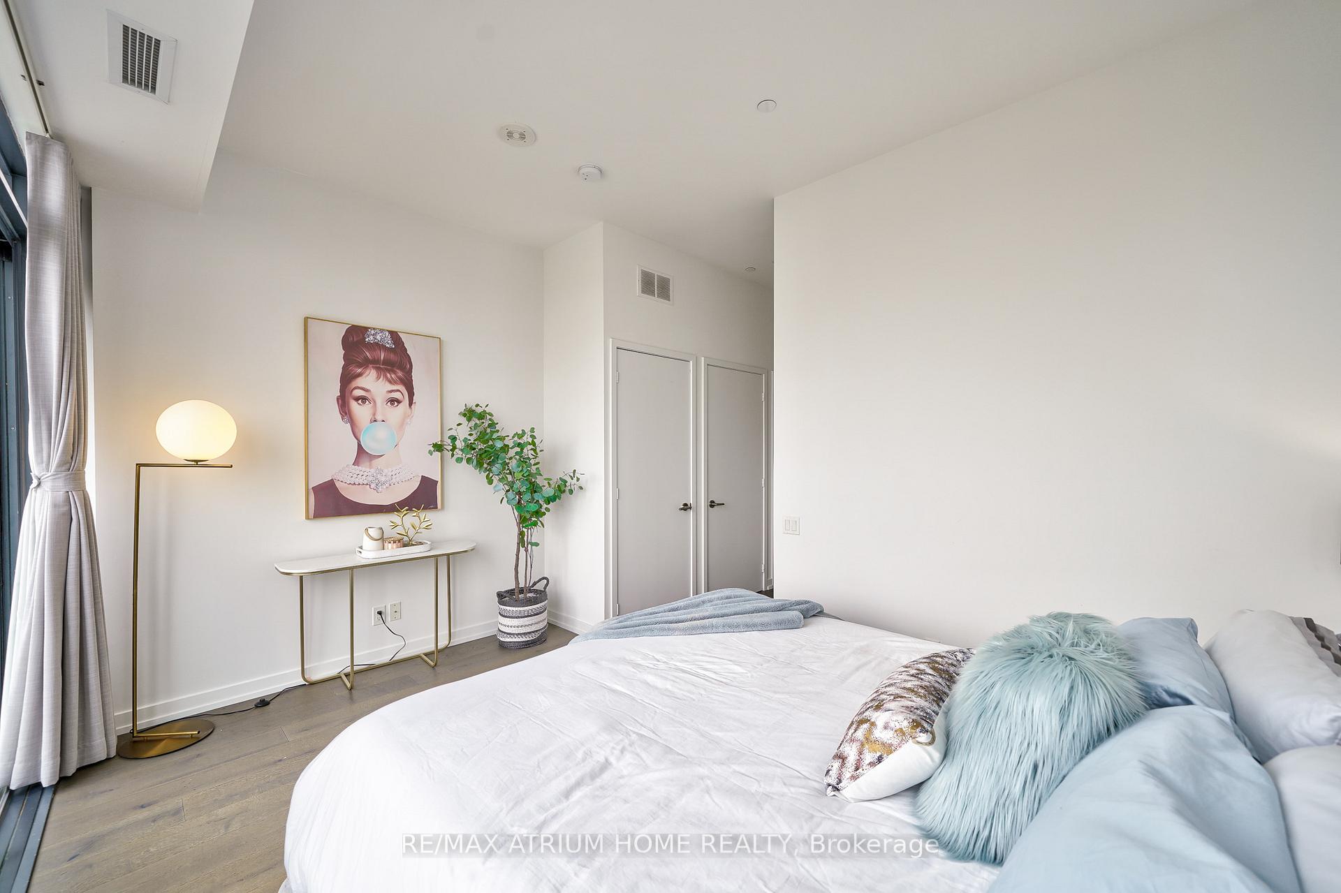 Photo 16 of Unit Ph05, 161 Roehampton Avenue, Toronto, Mount Pleasant West — HOMEH