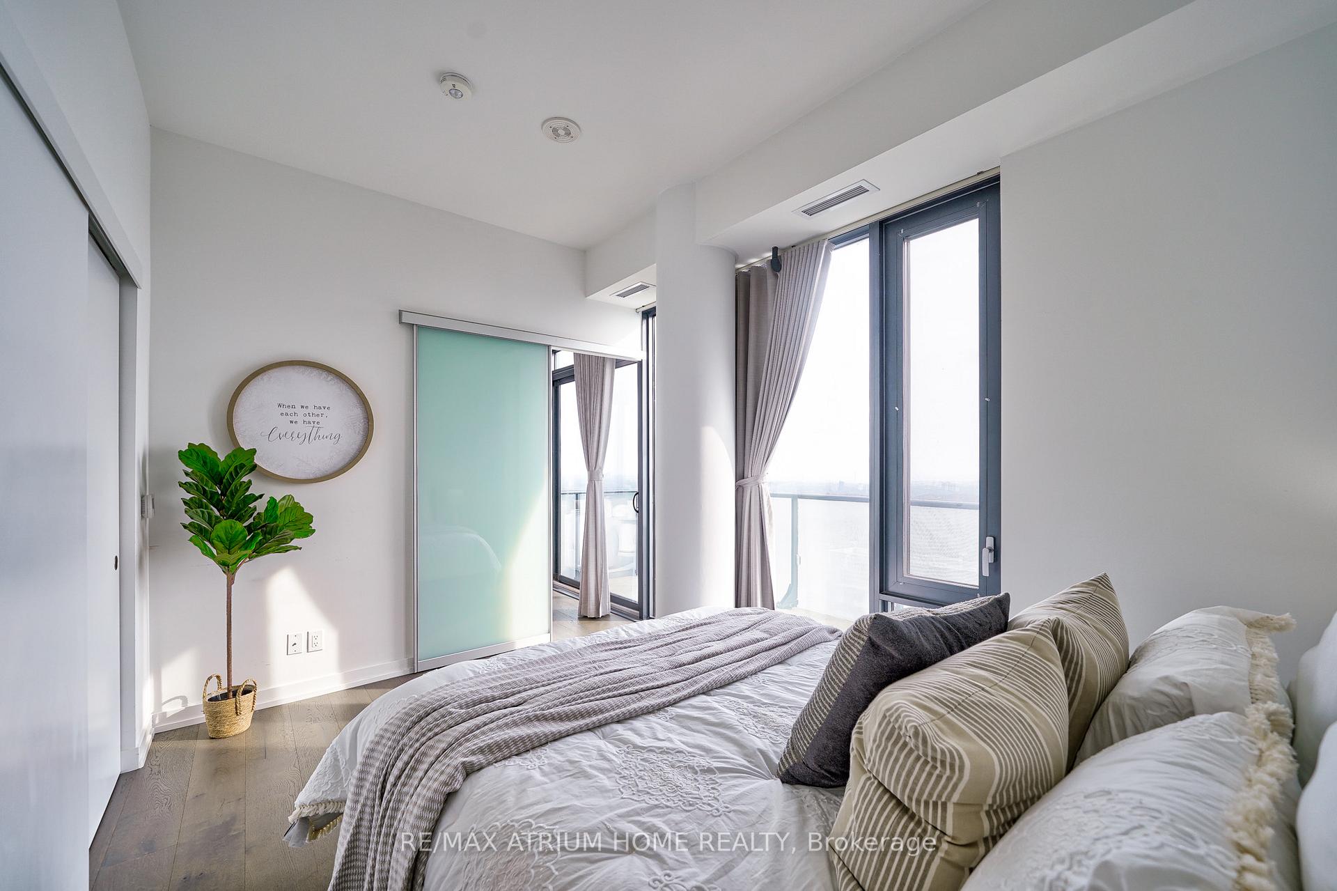 Photo 21 of Unit Ph05, 161 Roehampton Avenue, Toronto, Mount Pleasant West — HOMEH