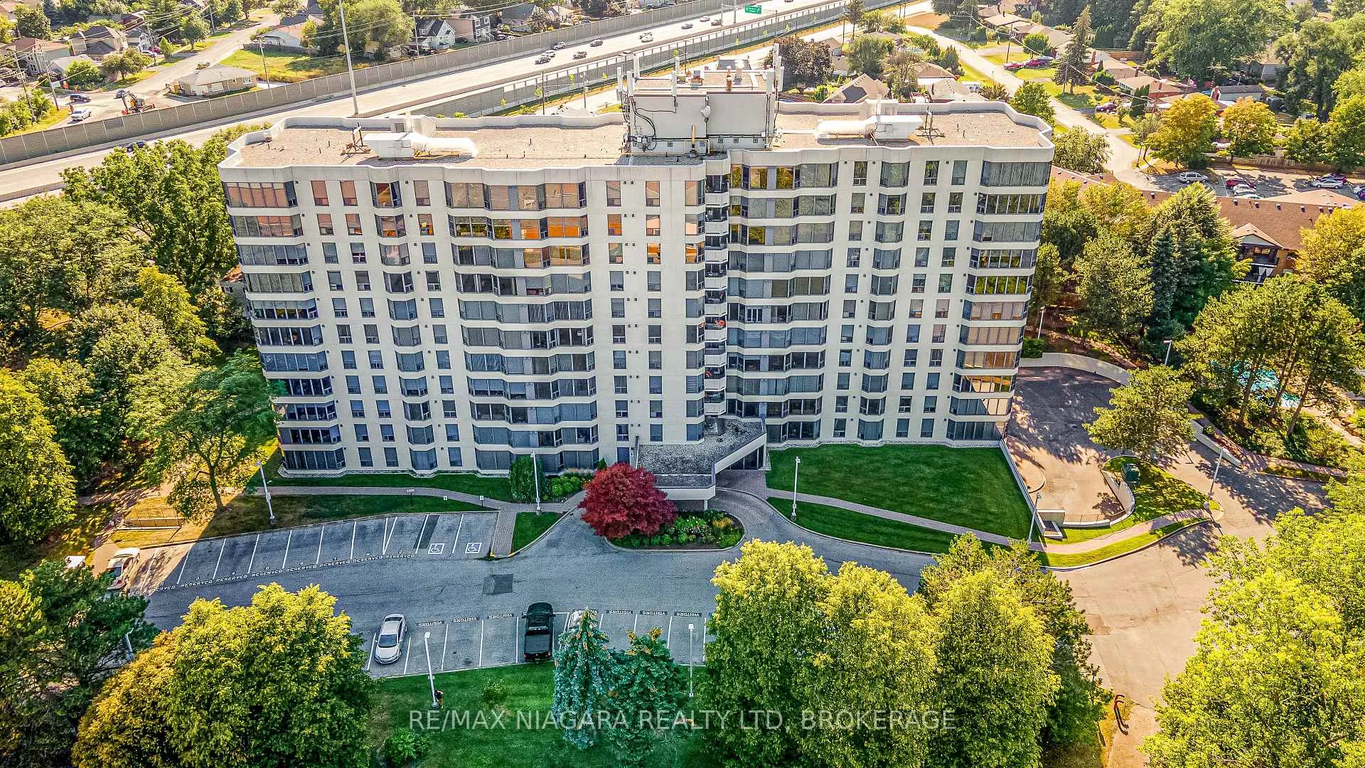 Photo 34 of Unit 307, 81 Scott Street, St. Catharines, Lakeport — HOMEH