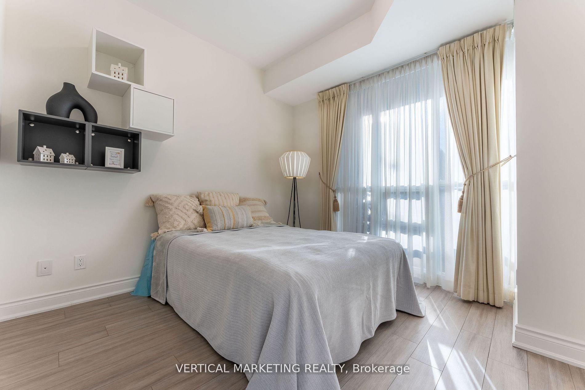 Photo 2 of Unit 520, 33 Clegg Road, Markham, Unionville — HOMEH