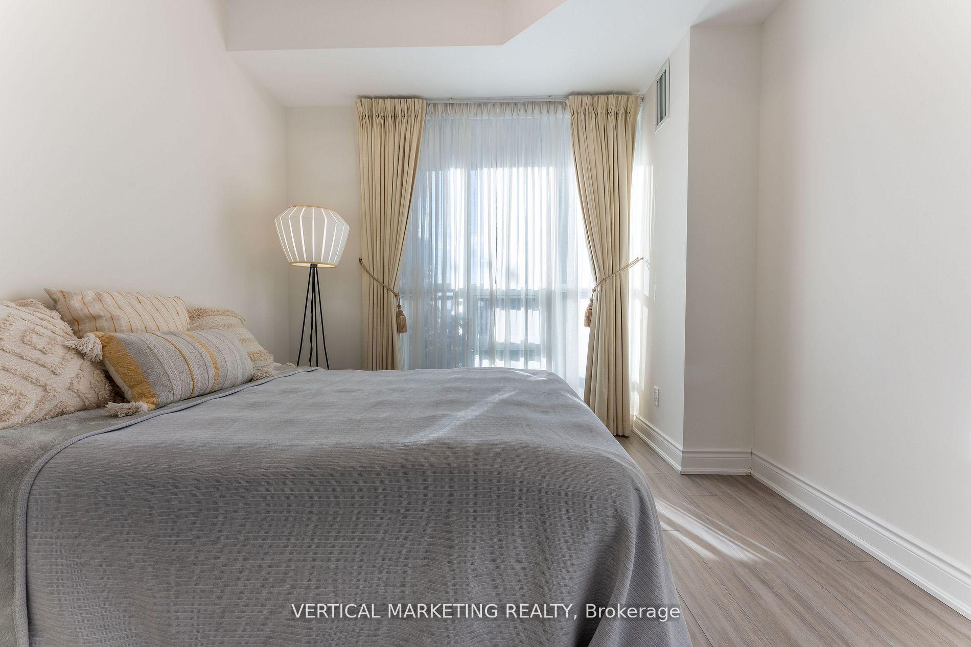 Photo 4 of Unit 520, 33 Clegg Road, Markham, Unionville — HOMEH