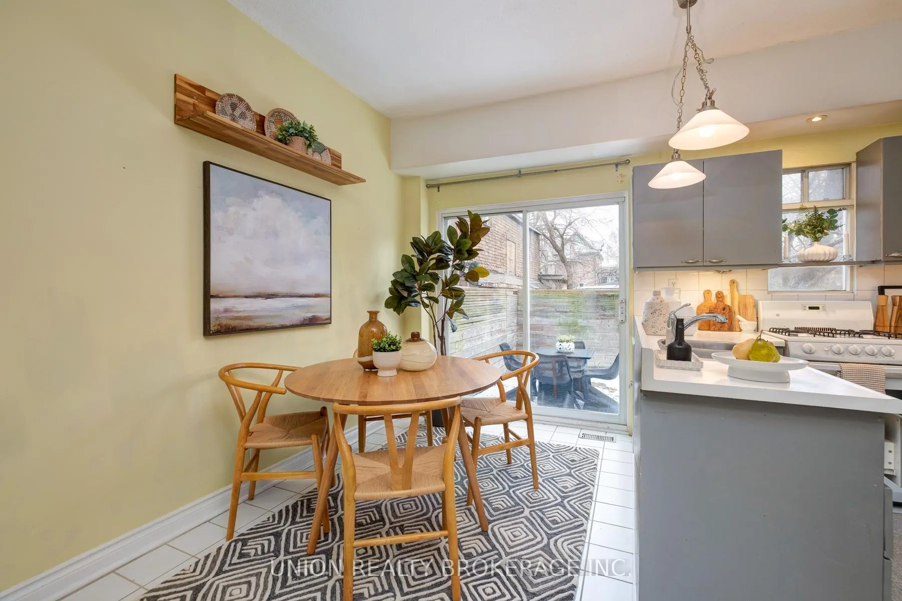 Photo 14 of 211 De Grassi Street, Toronto, South Riverdale — HOMEH