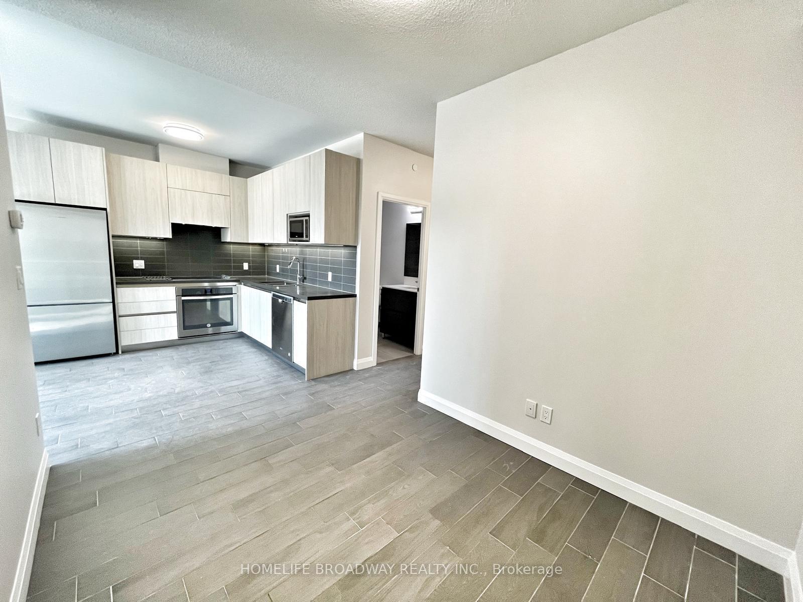 Photo 8 of Unit 620, 15 Water Walk Drive, Markham, Unionville — HOMEH