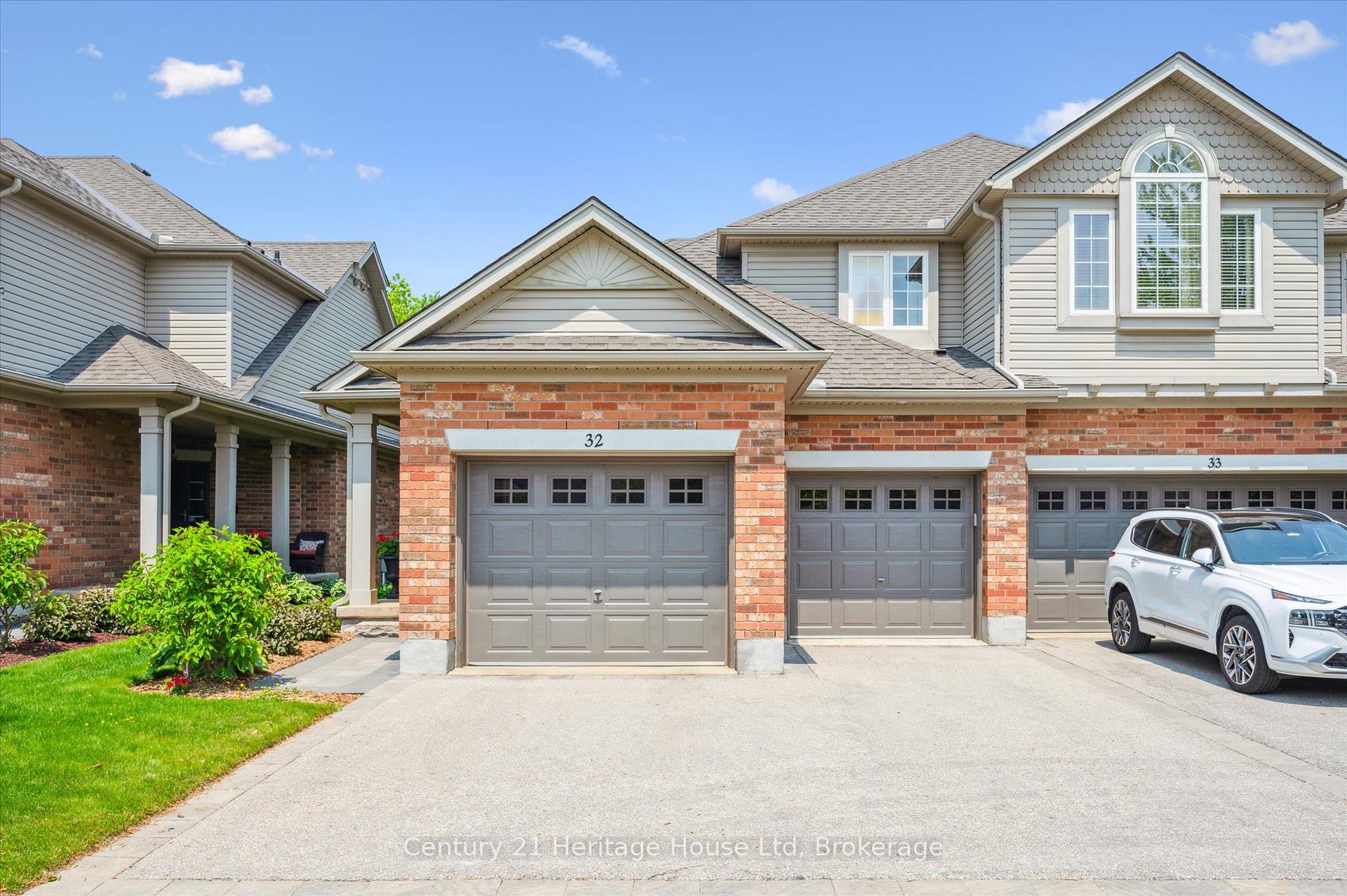 Photo 2 of Unit 32, 755 Willow Road, Guelph, Willow West/Sugarbush/West Acres — HOMEH