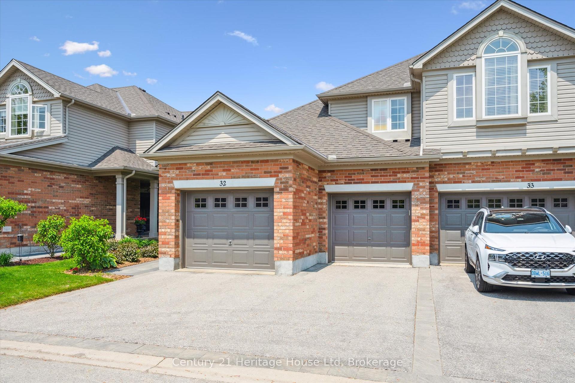 Photo 4 of Unit 32, 755 Willow Road, Guelph, Willow West/Sugarbush/West Acres — HOMEH