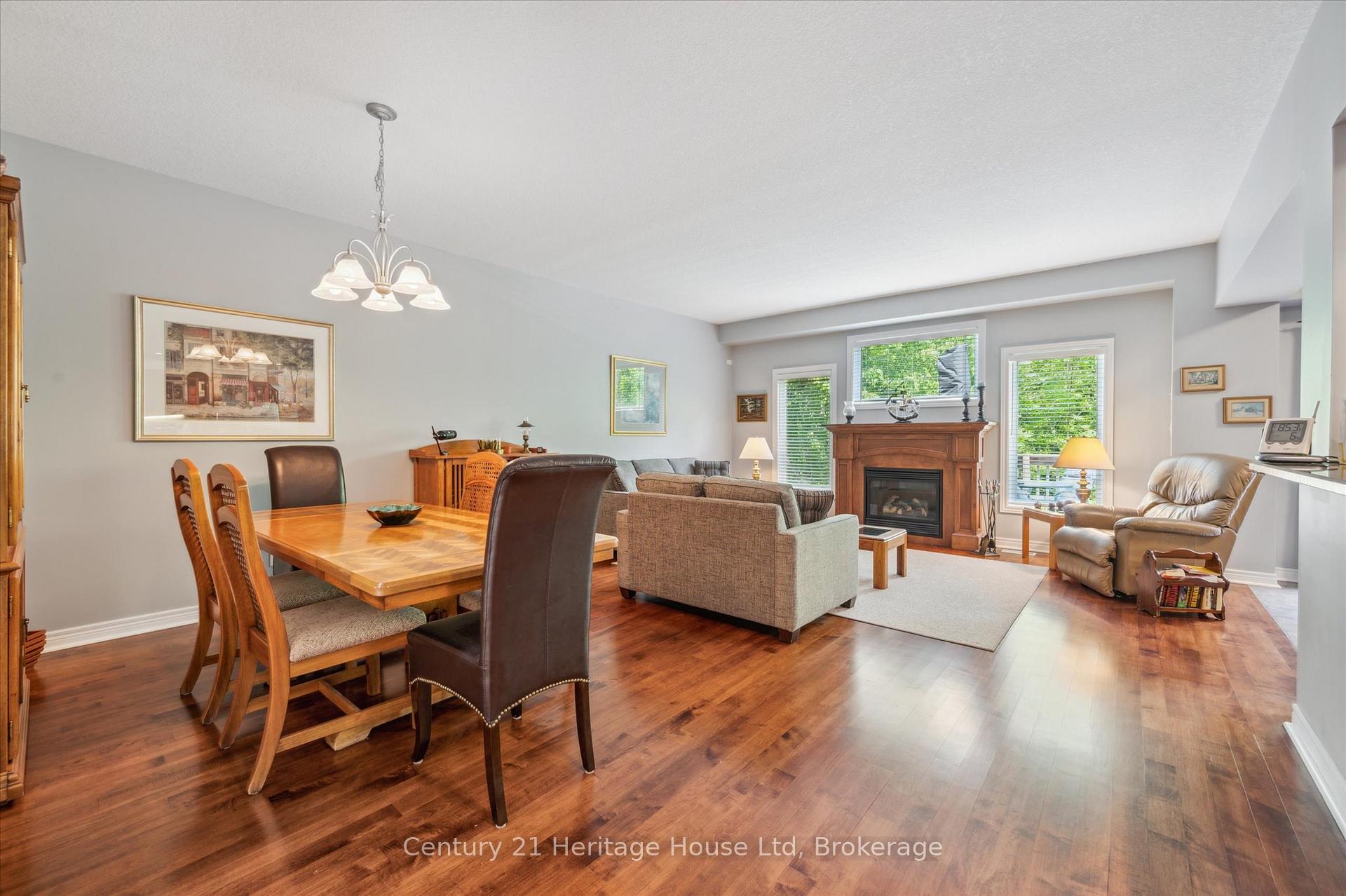 Photo 8 of Unit 32, 755 Willow Road, Guelph, Willow West/Sugarbush/West Acres — HOMEH