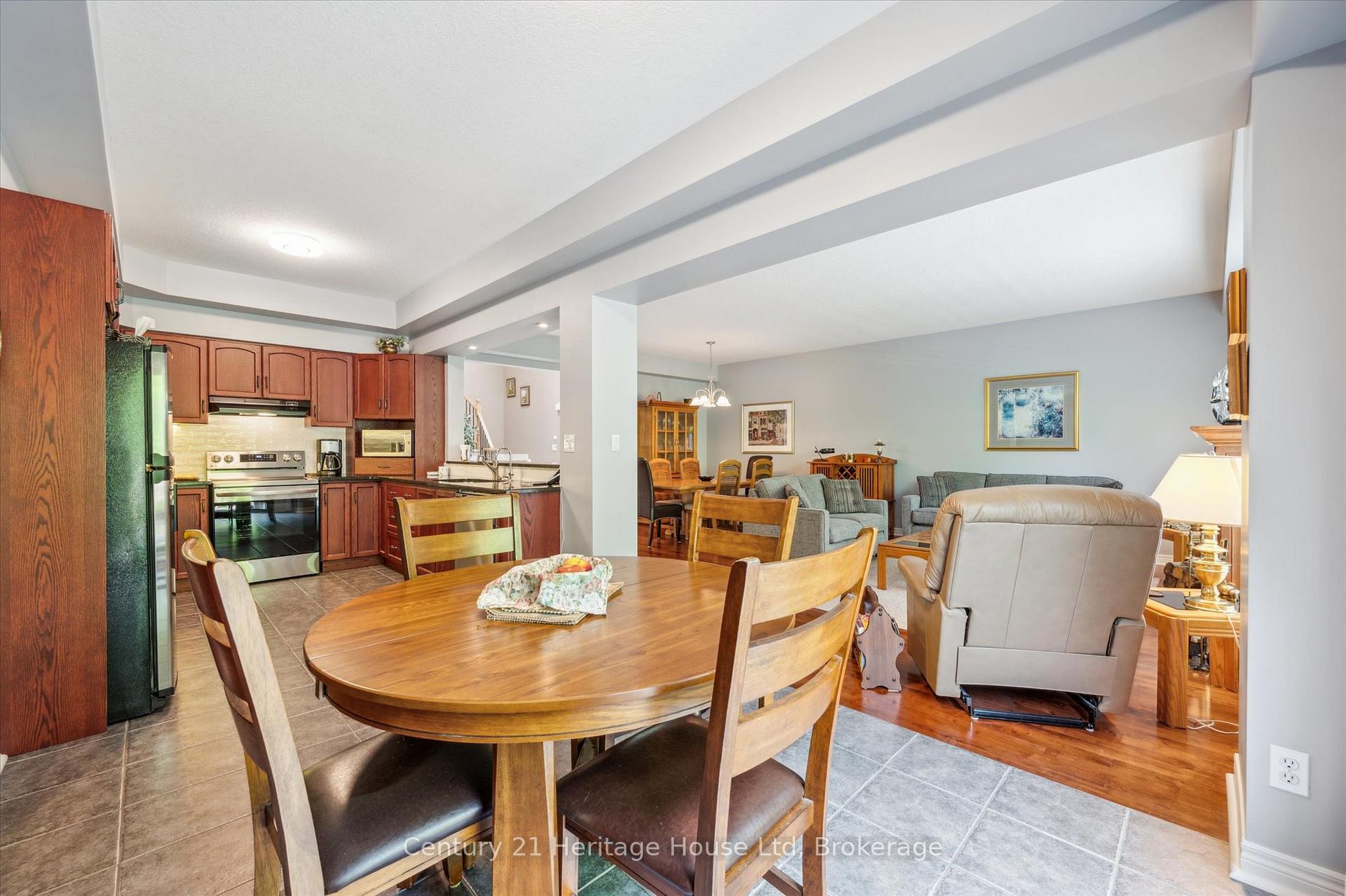 Photo 18 of Unit 32, 755 Willow Road, Guelph, Willow West/Sugarbush/West Acres — HOMEH