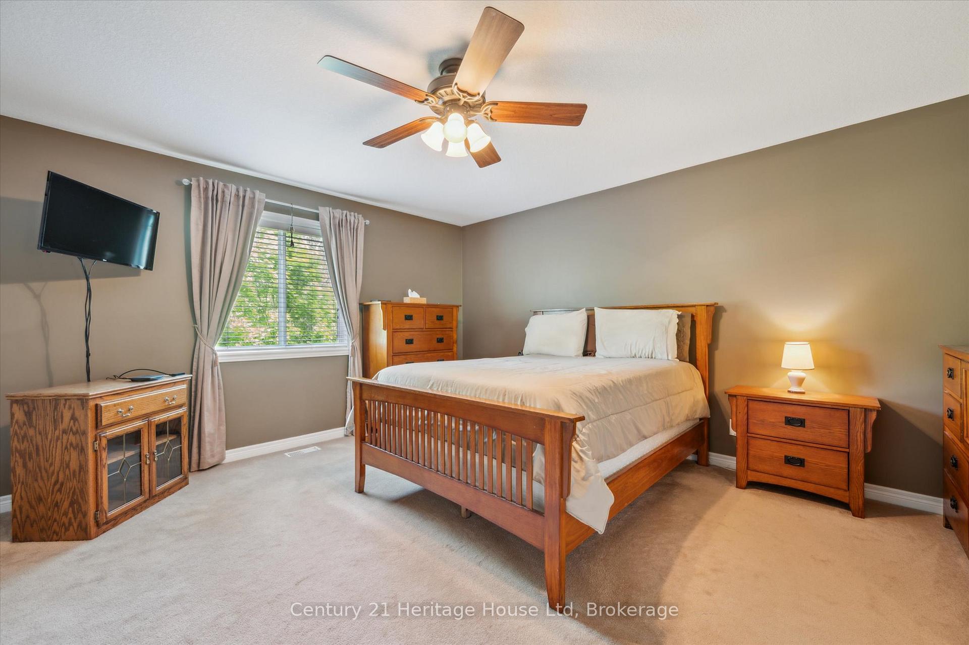 Photo 26 of Unit 32, 755 Willow Road, Guelph, Willow West/Sugarbush/West Acres — HOMEH
