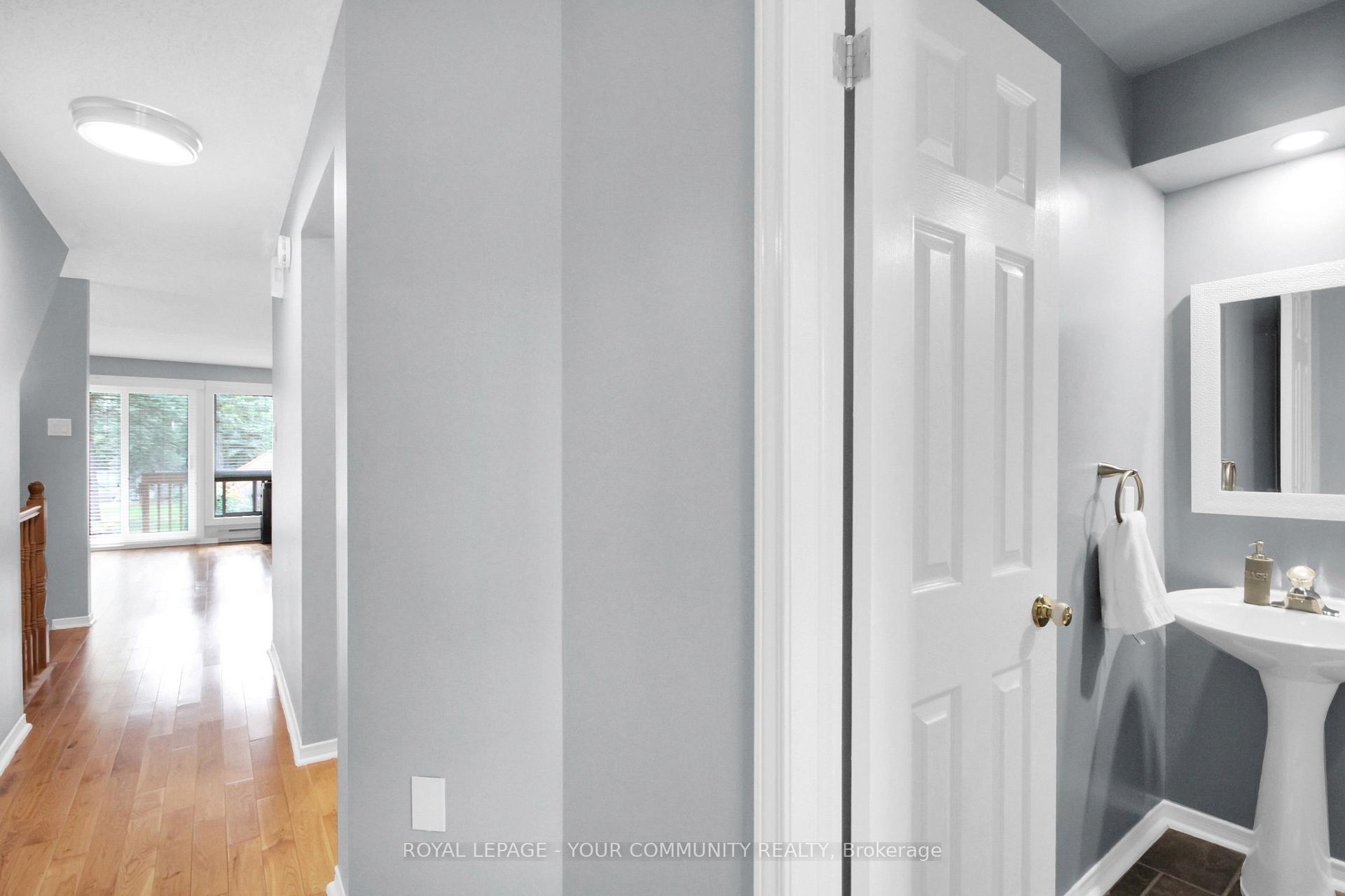 Photo 4 of 402 Briston Private, Ottawa, Hunt Club Park — HOMEH