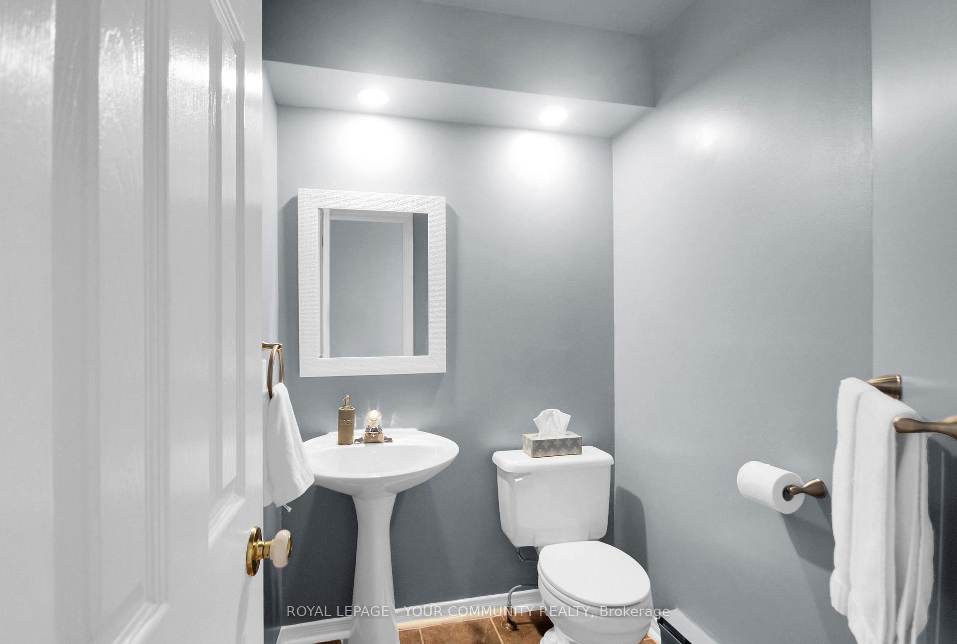 Photo 5 of 402 Briston Private, Ottawa, Hunt Club Park — HOMEH