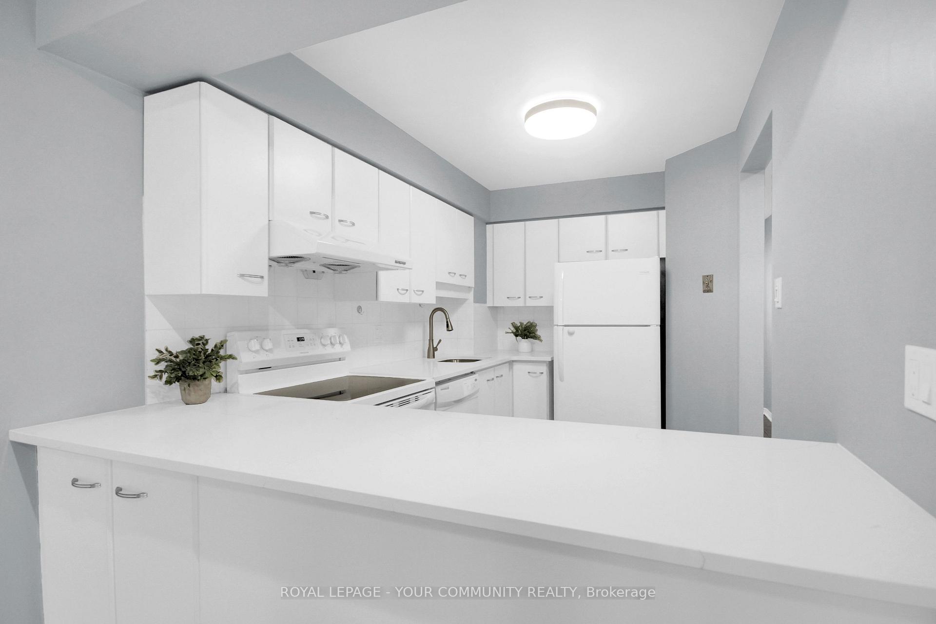 Photo 8 of 402 Briston Private, Ottawa, Hunt Club Park — HOMEH