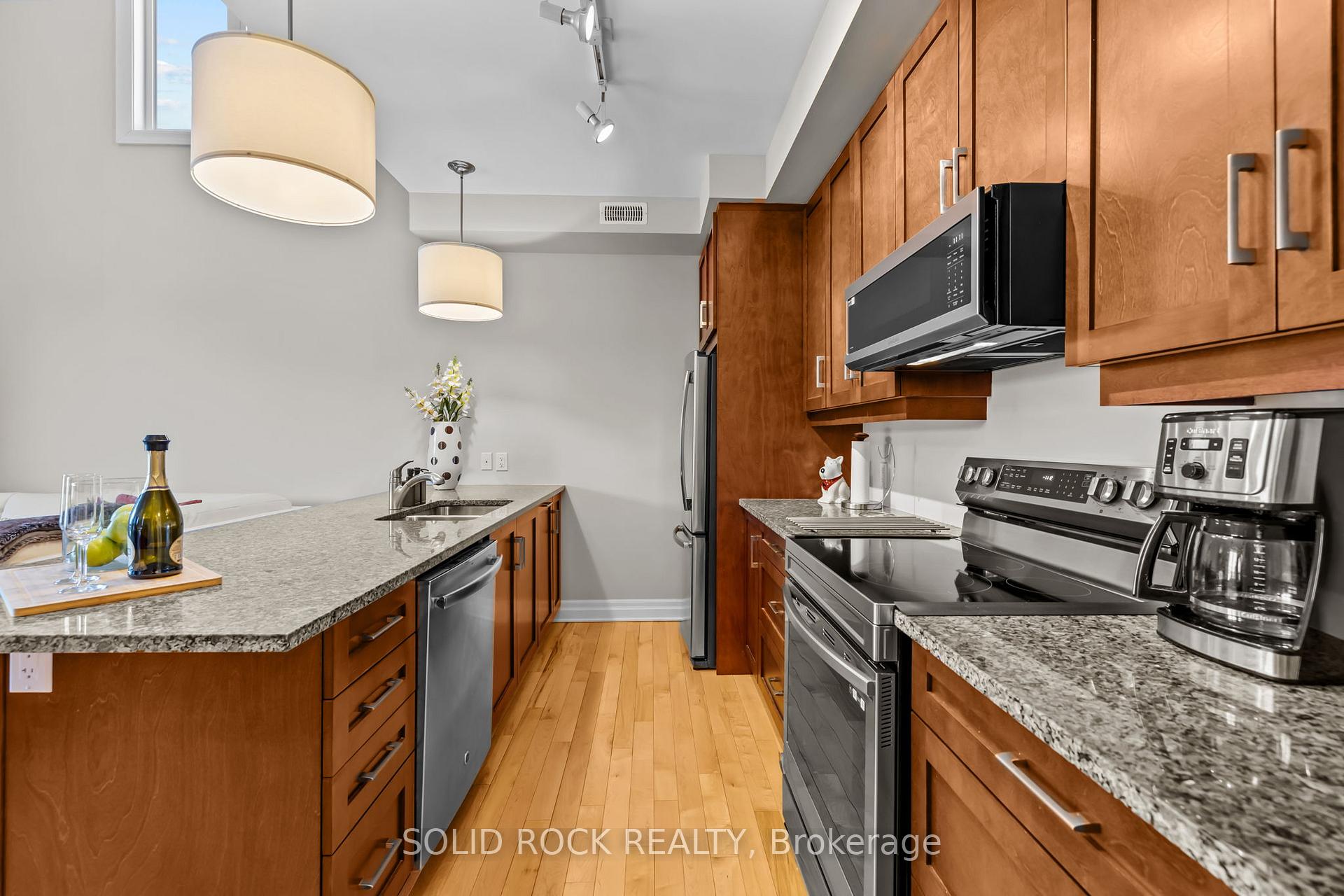 Photo 10 of 22 Meach Private, Ottawa, Stittsville (South) — HOMEH
