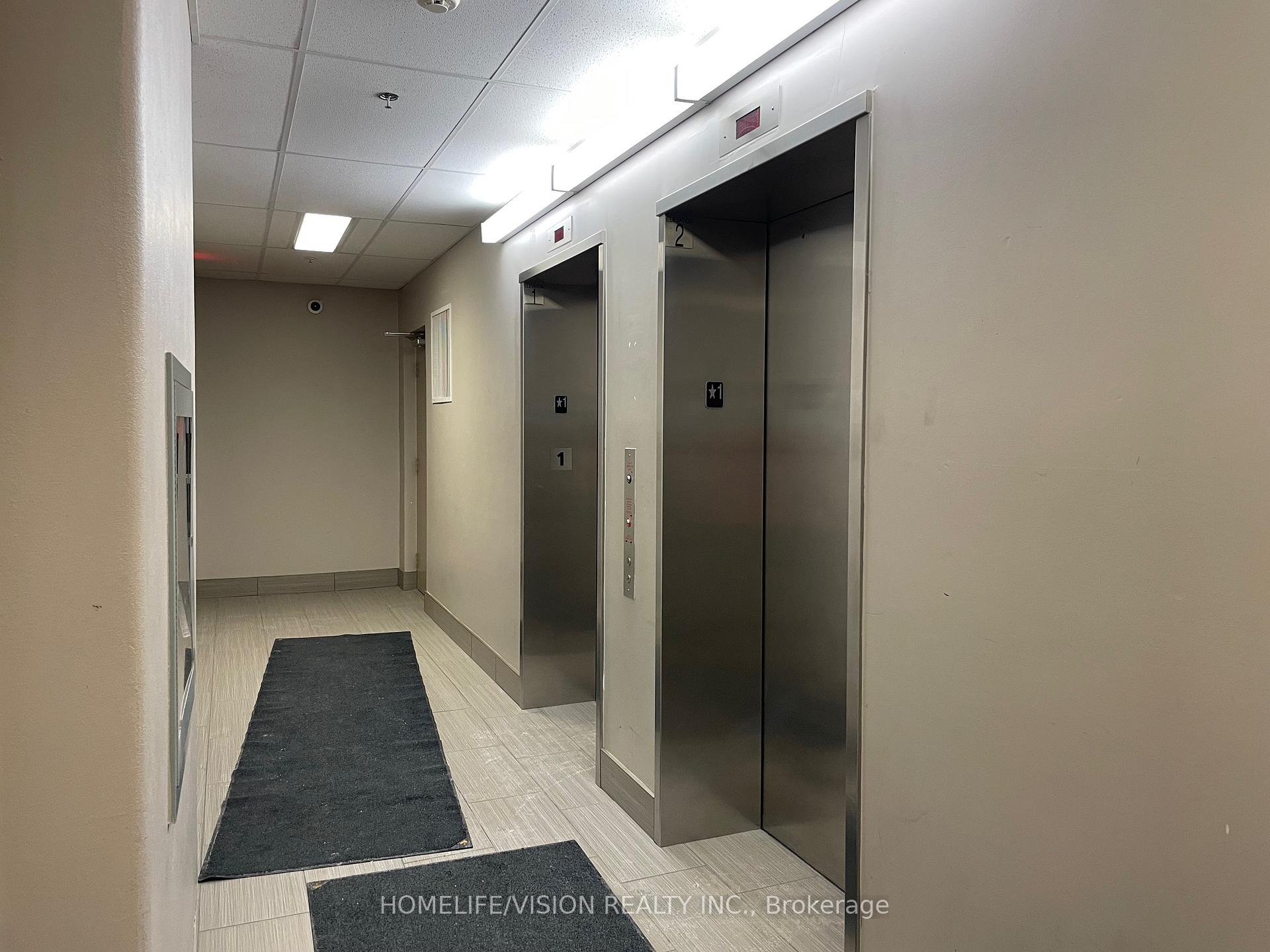 Photo 4 of Unit 1006, 8 Hickory Street W, Waterloo, Beechwood/University — HOMEH