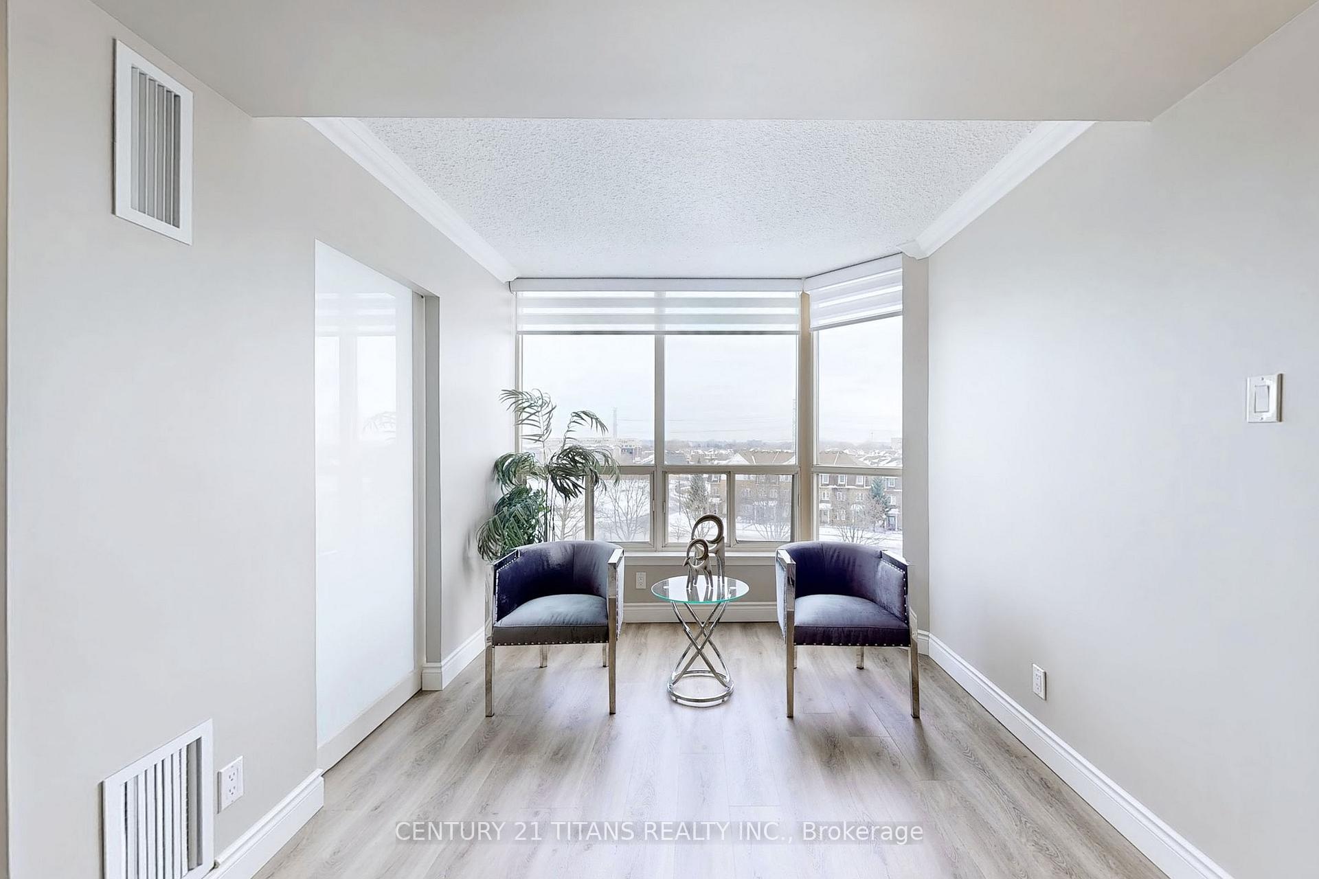 Photo 11 of Unit 516, 1890 Valley Farm Road, Pickering, Town Centre — HOMEH