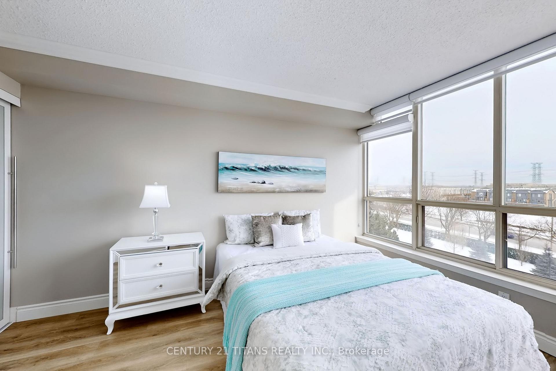 Photo 15 of Unit 516, 1890 Valley Farm Road, Pickering, Town Centre — HOMEH