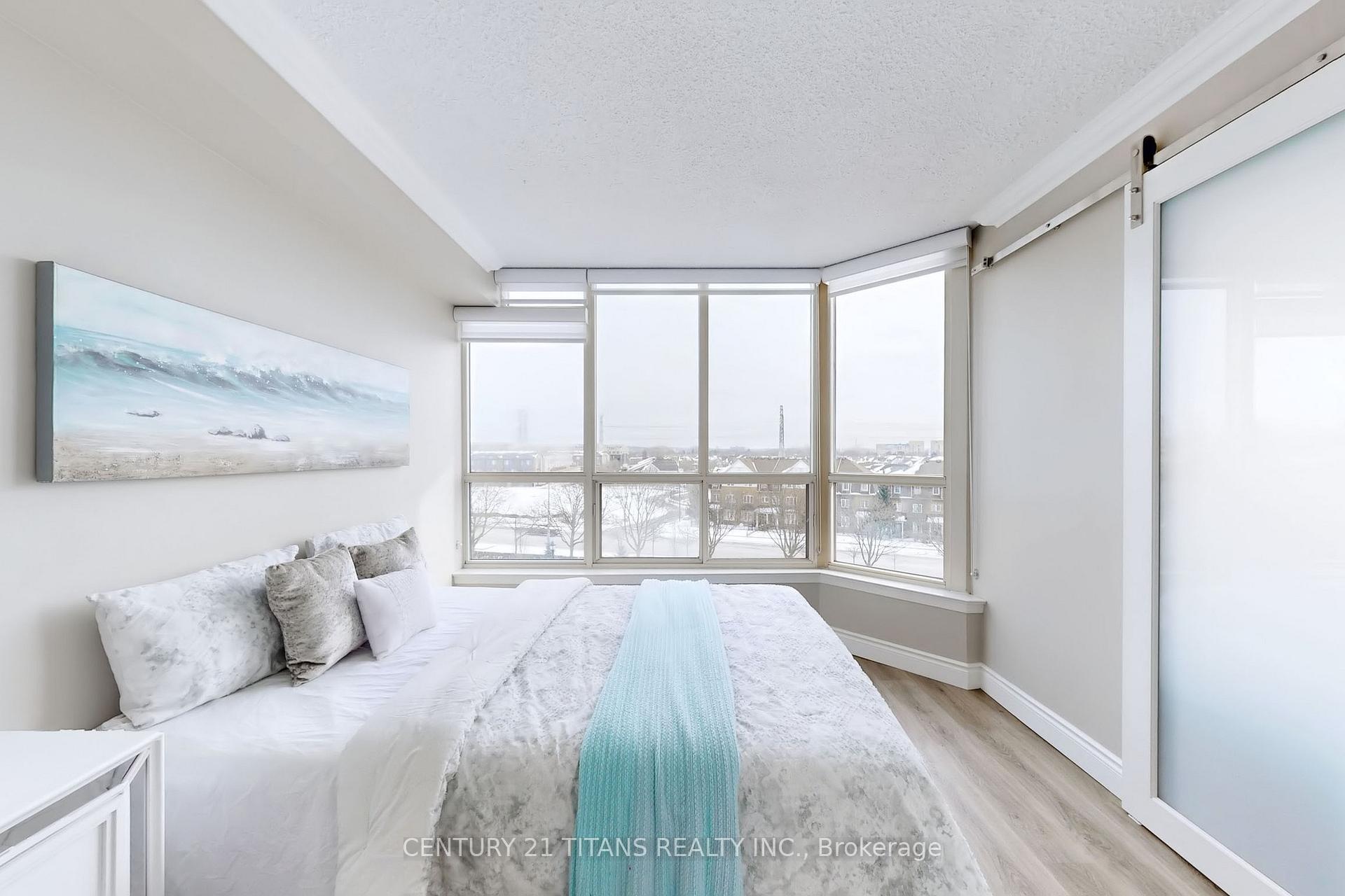 Photo 16 of Unit 516, 1890 Valley Farm Road, Pickering, Town Centre — HOMEH