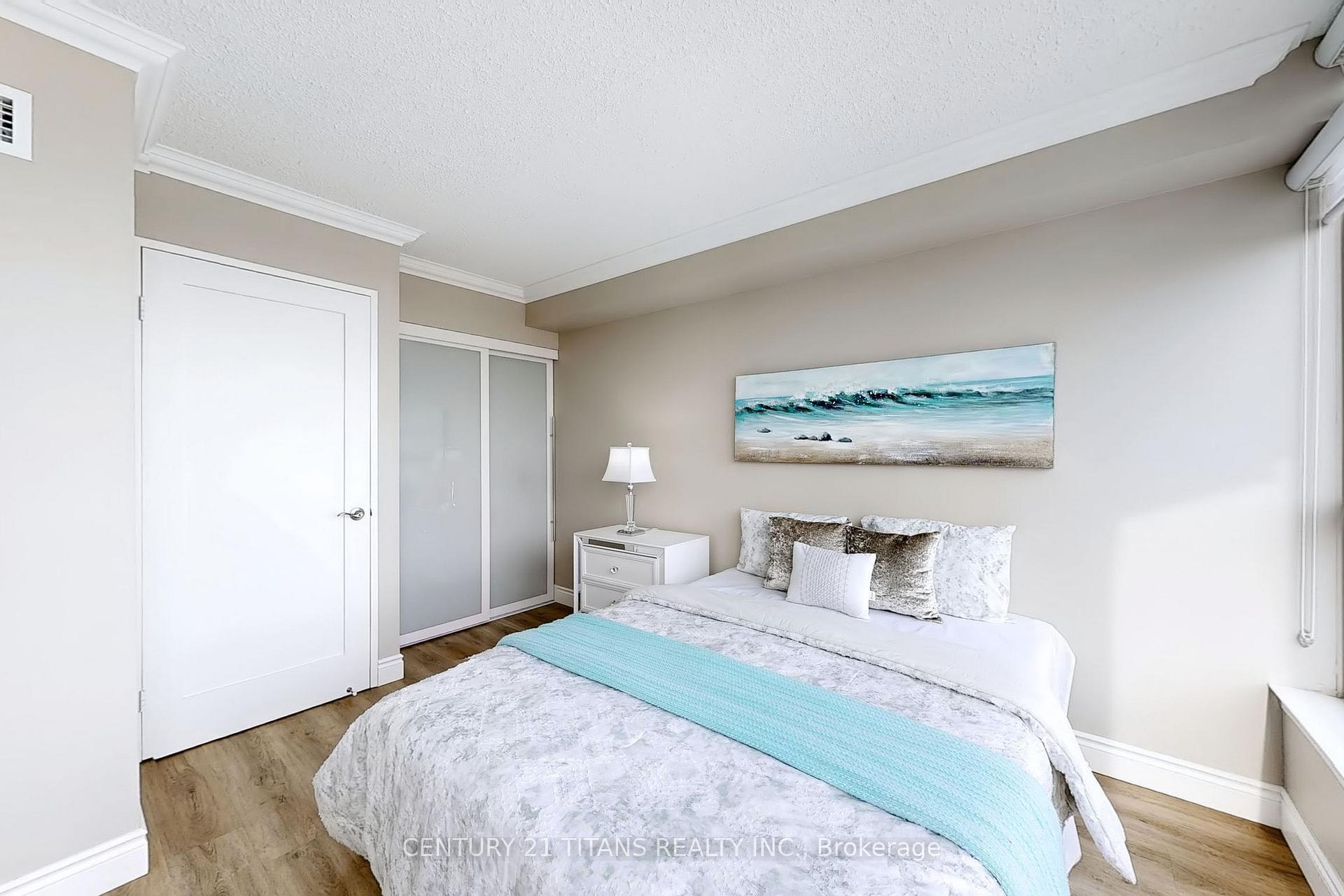 Photo 17 of Unit 516, 1890 Valley Farm Road, Pickering, Town Centre — HOMEH