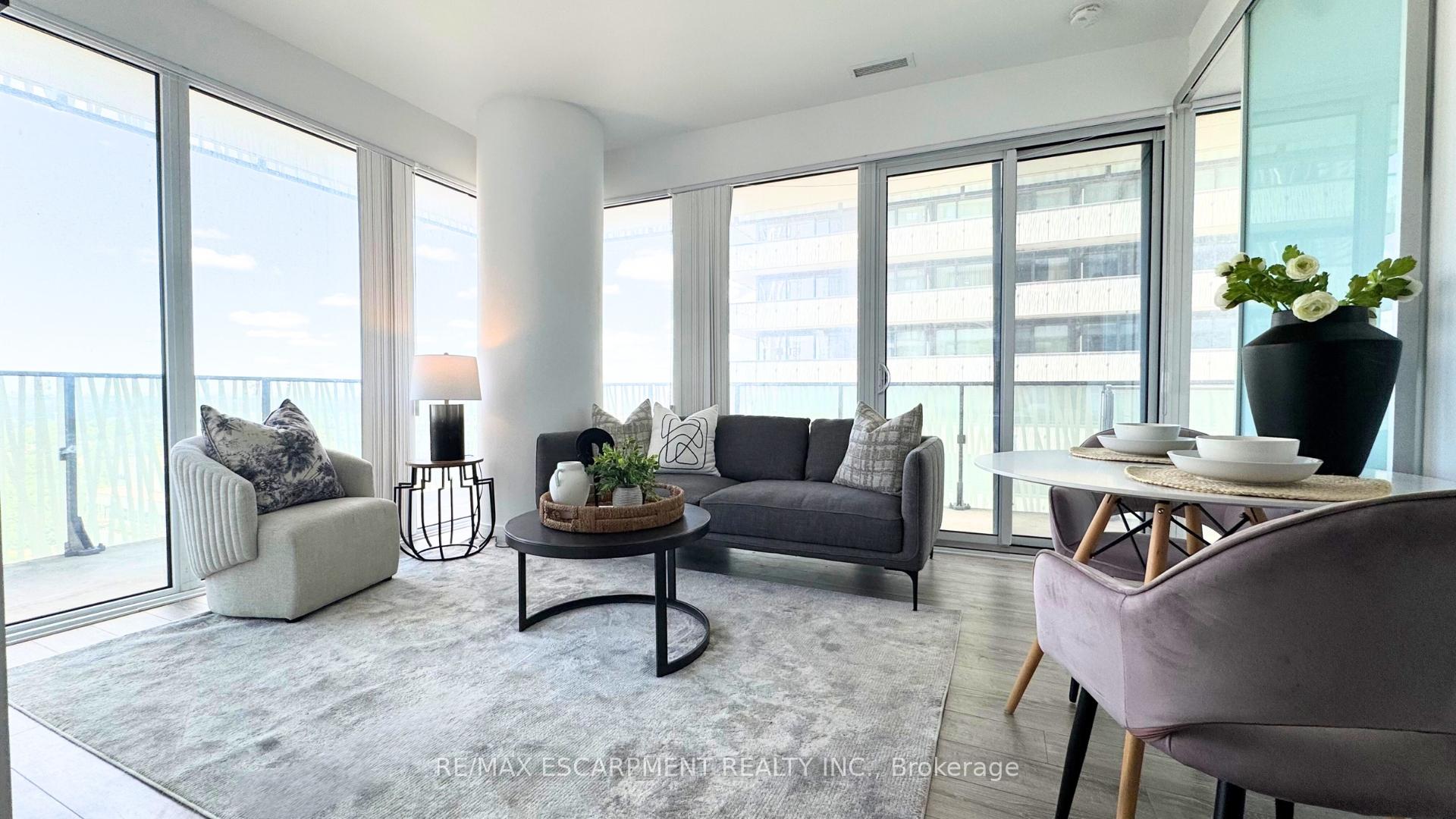 Front of Unit 2409, 42 Charles Street E