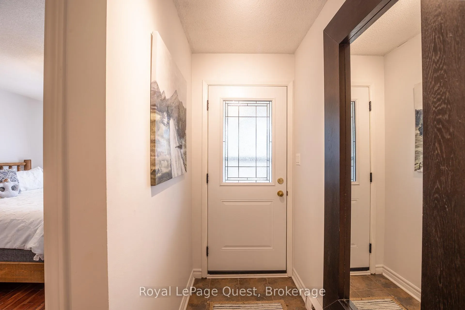 Photo 5 of Unit 8, 81 Laguna Parkway, Ramara, Rural Ramara — HOMEH