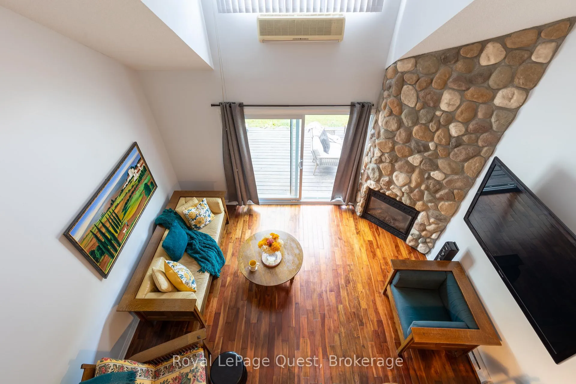 Photo 12 of Unit 8, 81 Laguna Parkway, Ramara, Rural Ramara — HOMEH